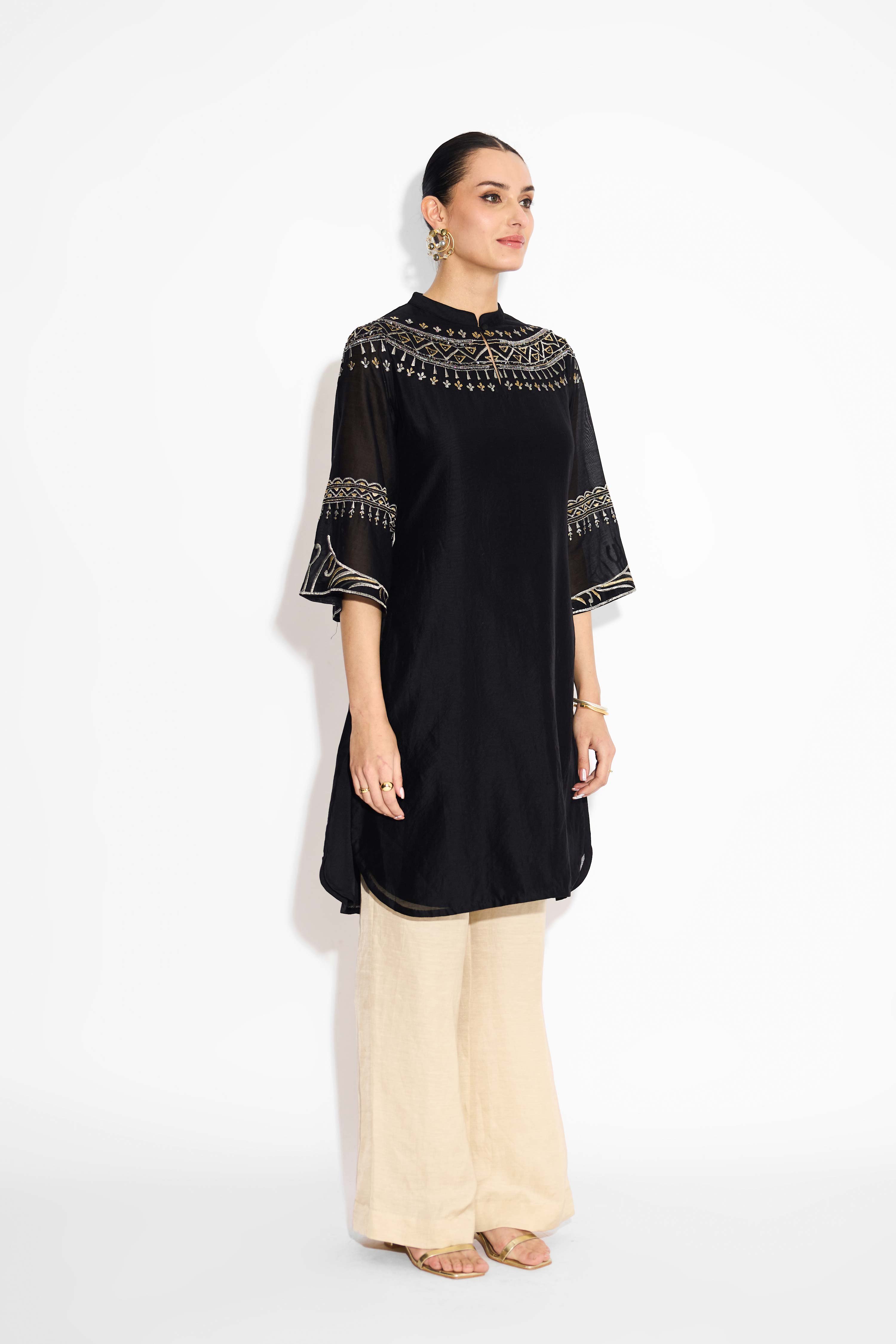 Embellished Black Straight Kurta