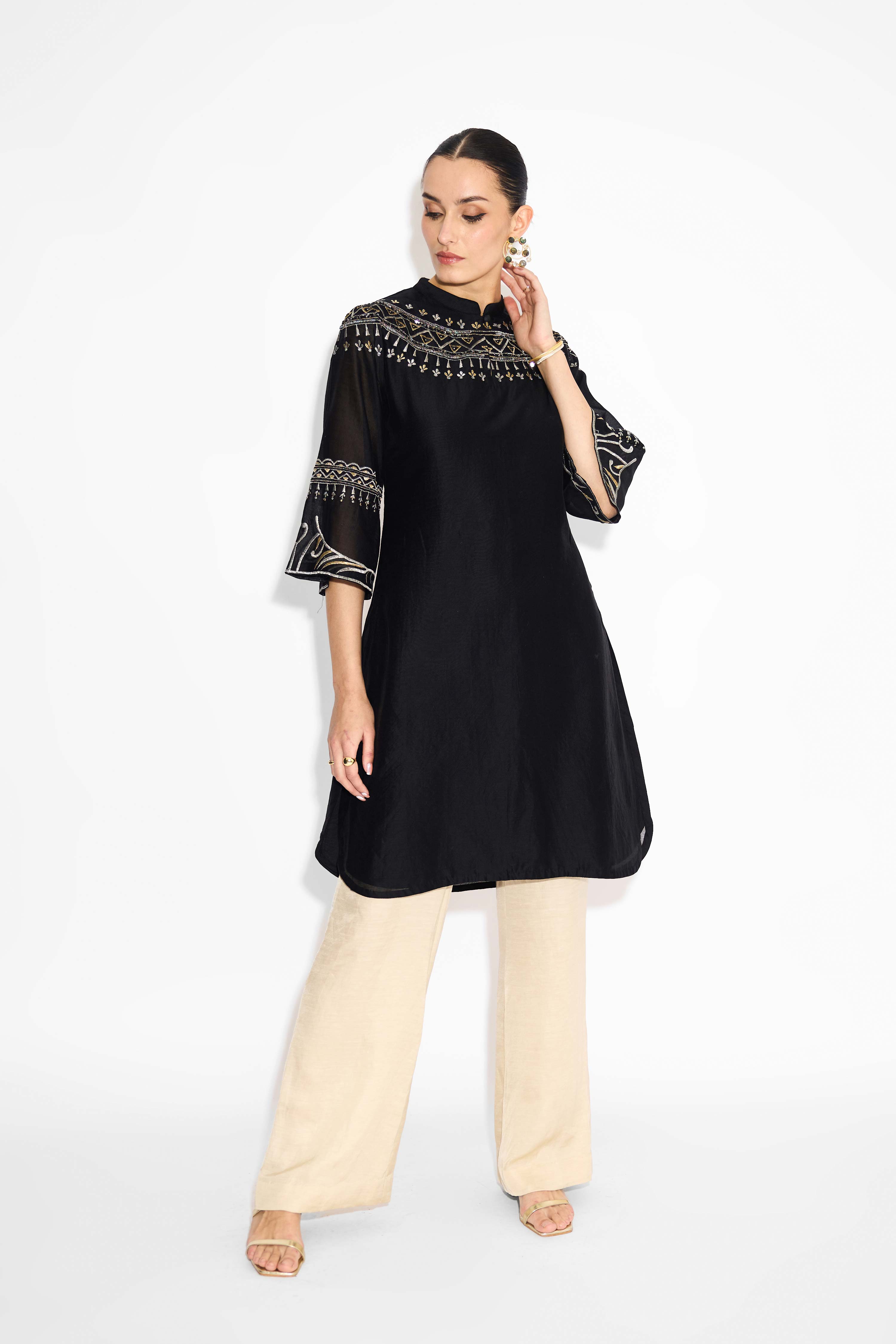 Embellished Black Straight Kurta