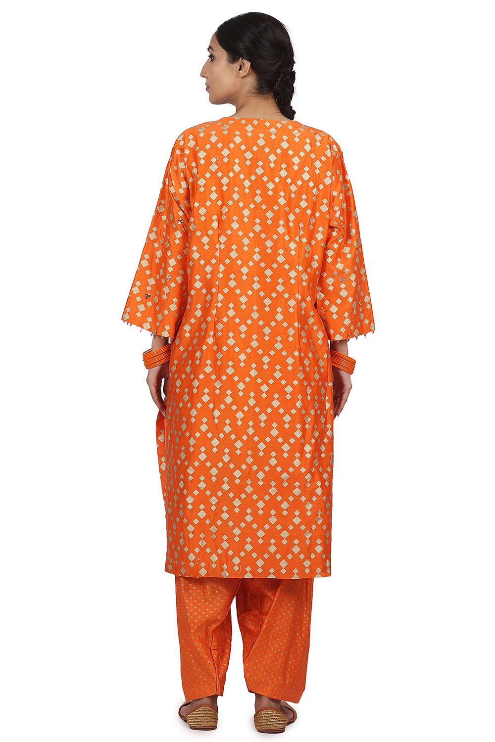 Embroidered Kurta Set In Orange - Auraya Fashion 