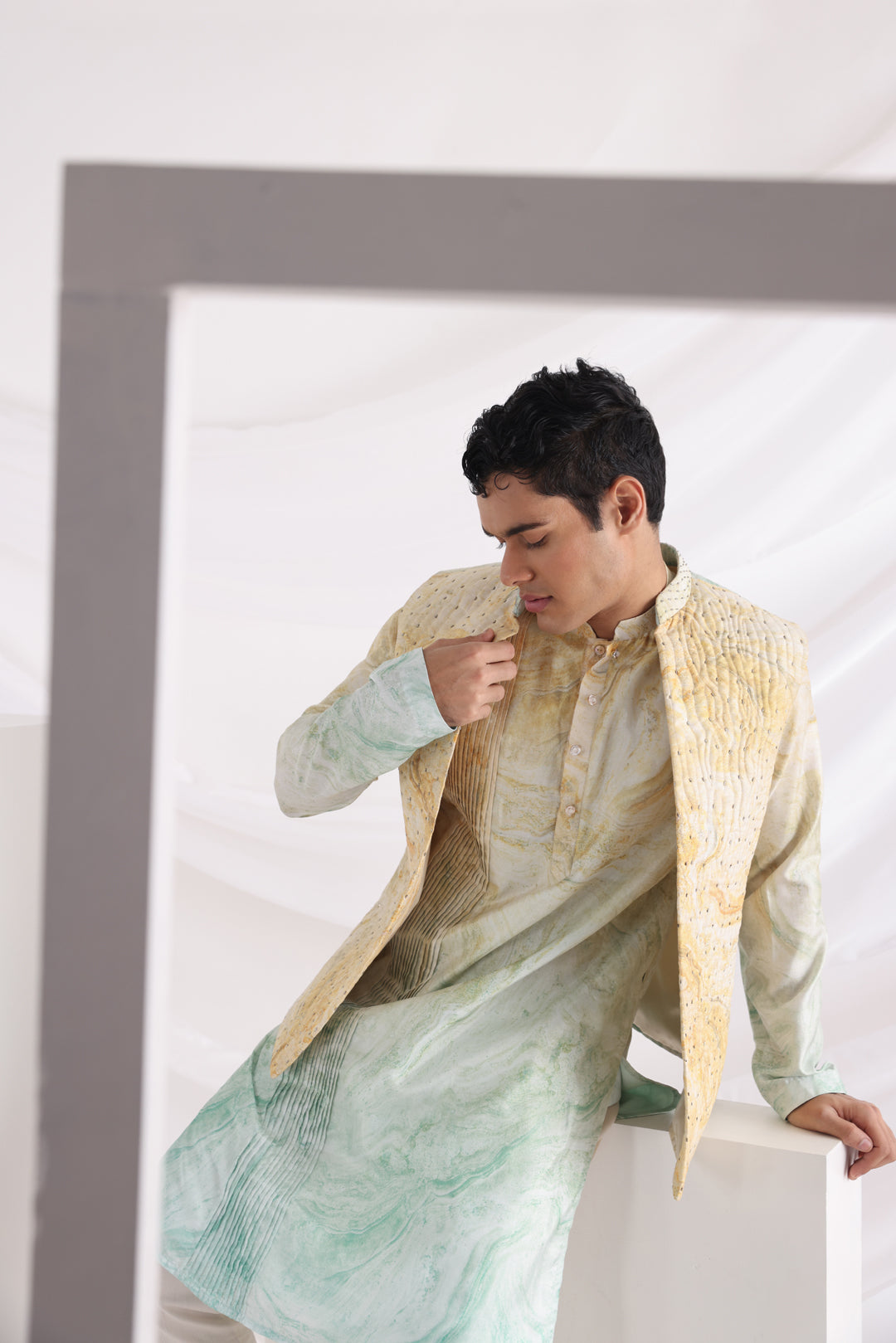 Marble print quilt jacket and kurta set