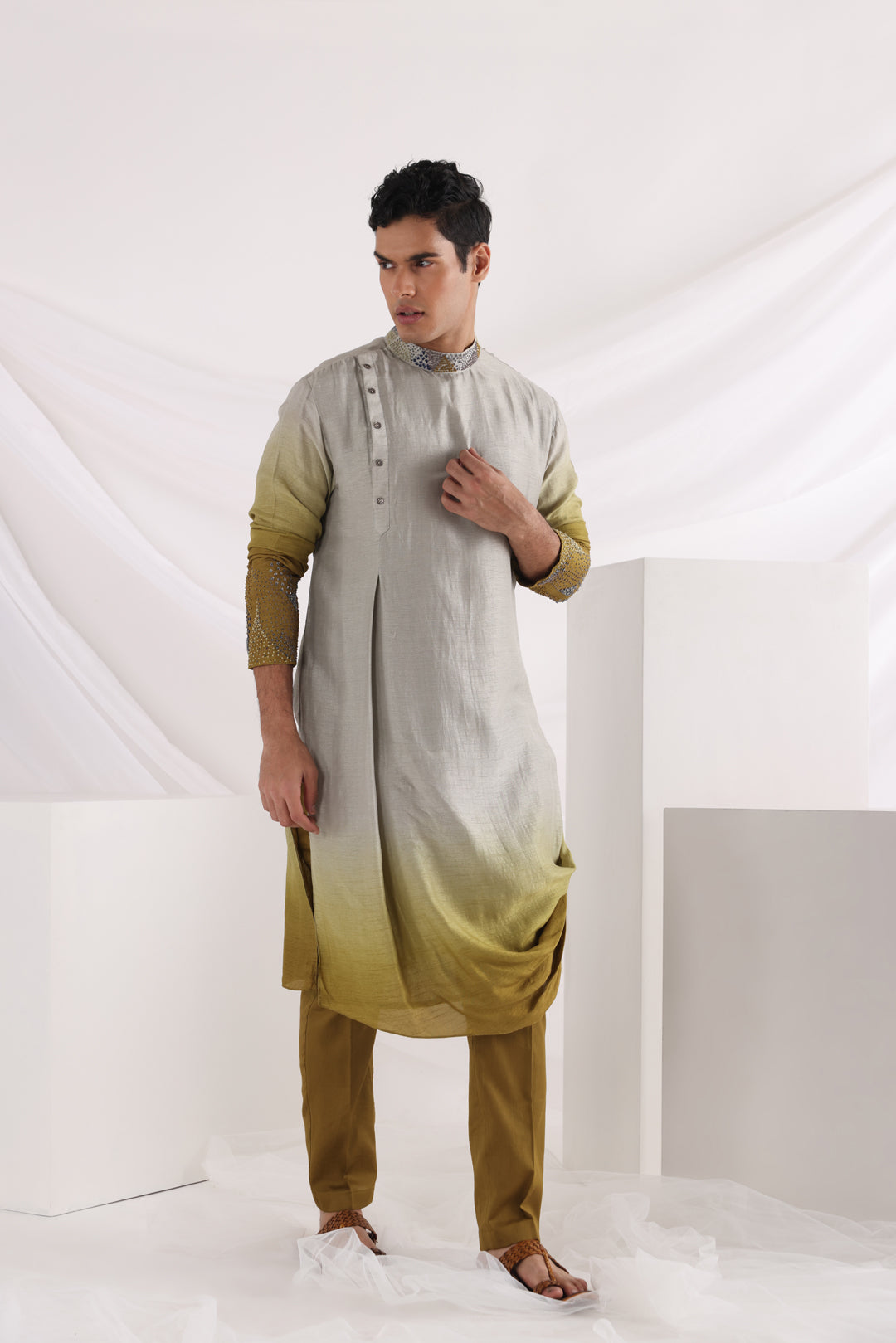 Knot drape kurta set