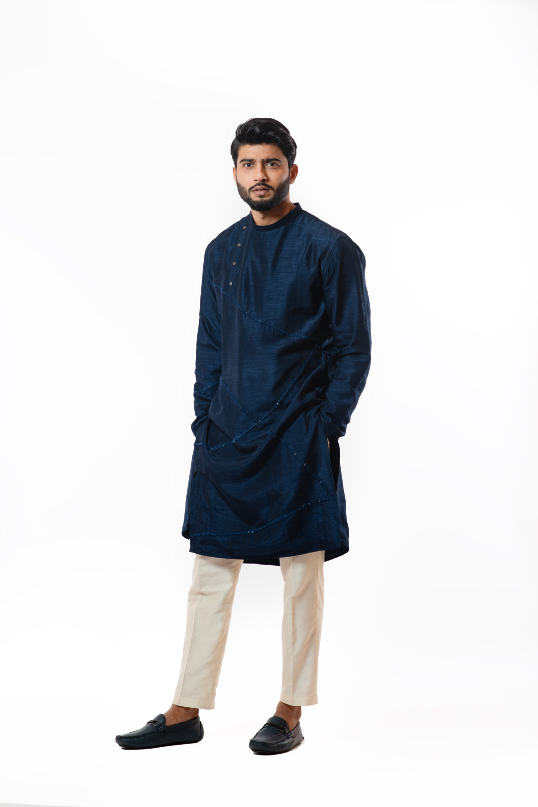 Embroidered navy blue kurta set