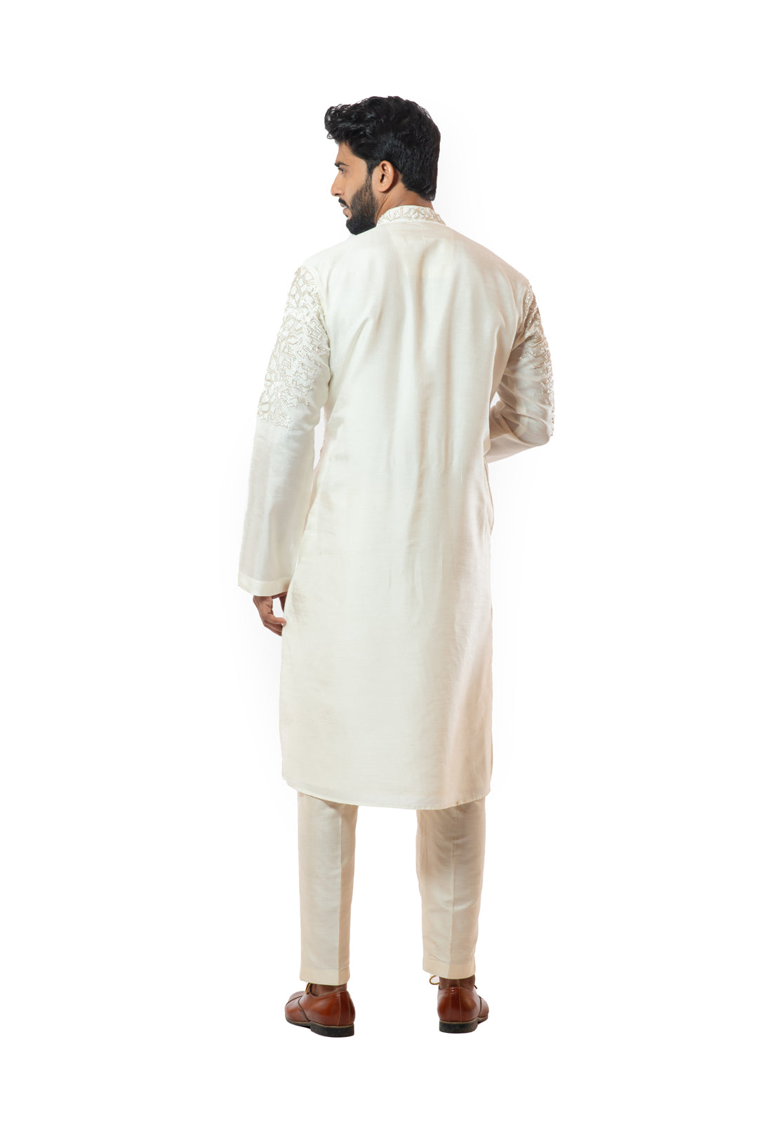 Ivory straight kurta set with abstract embroidery