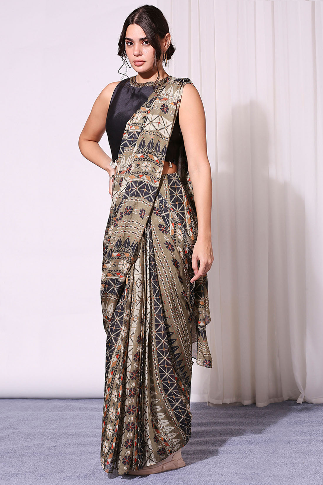 Image of Geometrical Printed Pre-Stitched Saree