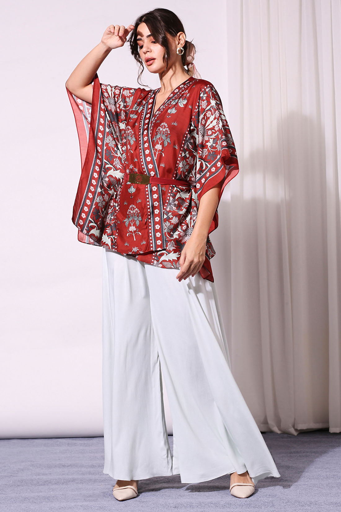 Image of Night Floral Printed Kaftaan And Flared Pants