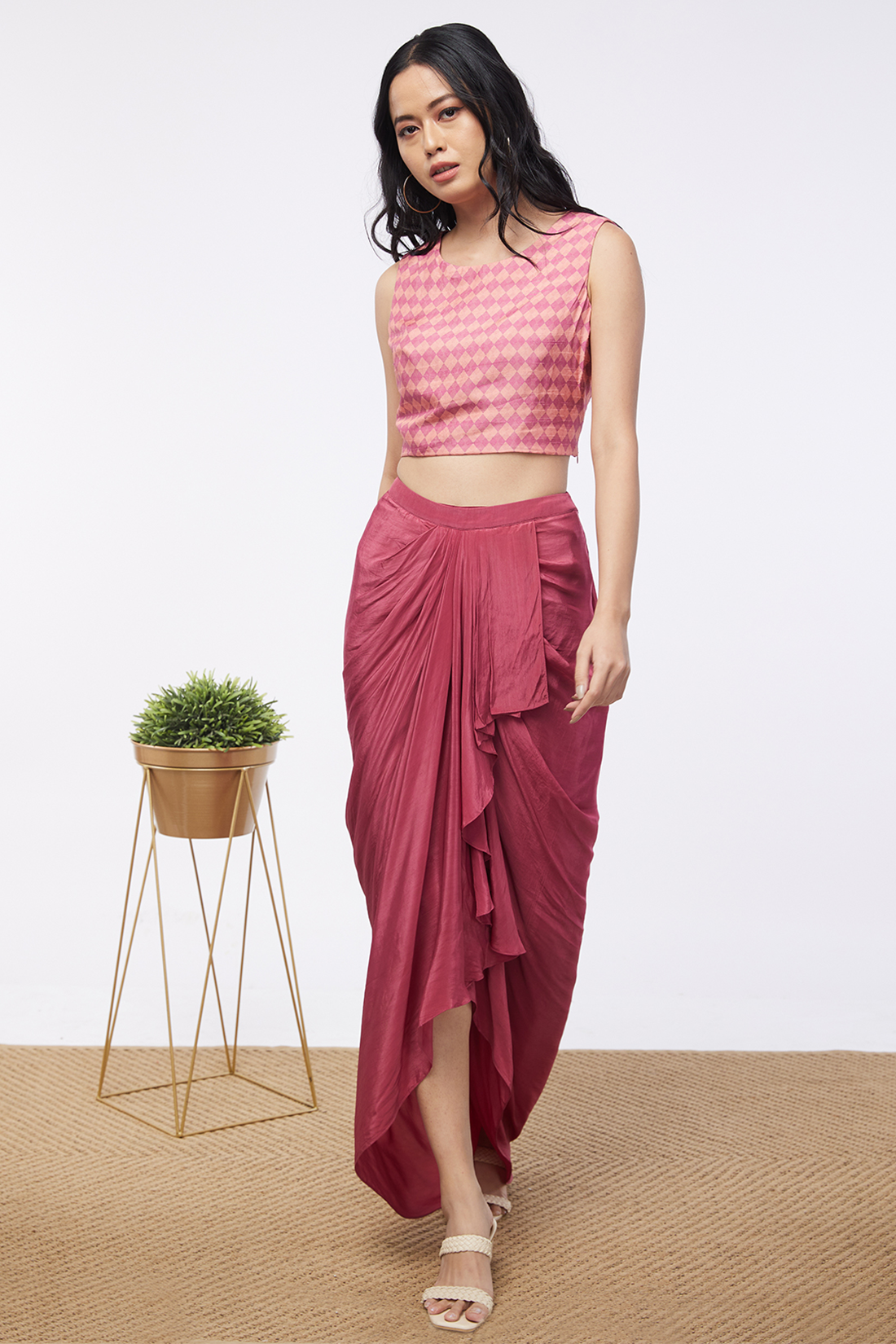 Image of Blooming bud printed drape skirt set with jacket