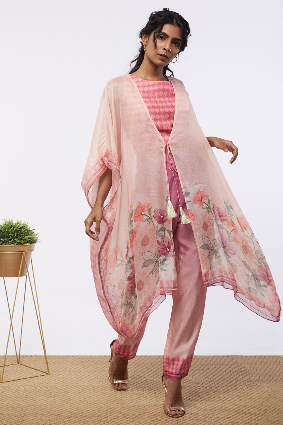 Image of Blooming bud printed co-ord set with kaftan jacket