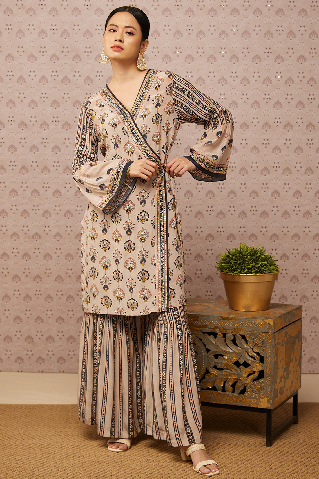 Image of Sarouk embroidered angarkha set