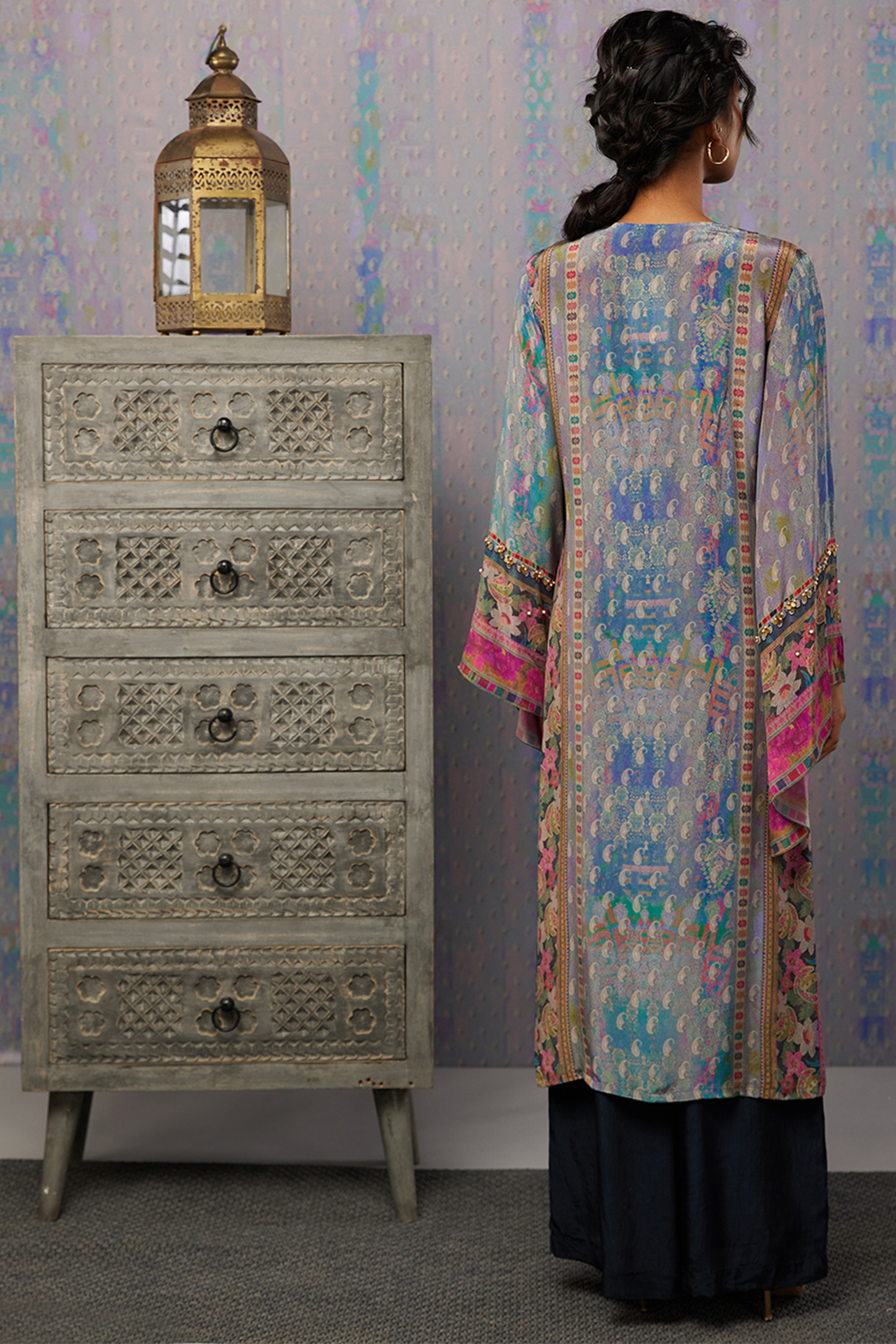 Image of Ikaya embroidered kurta set