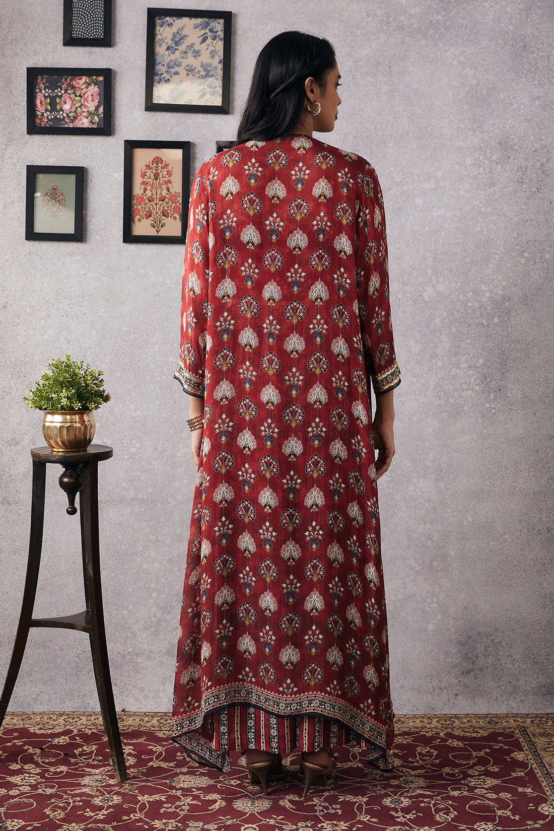 Image of Sarouk embroidered co-ord Set with jacket