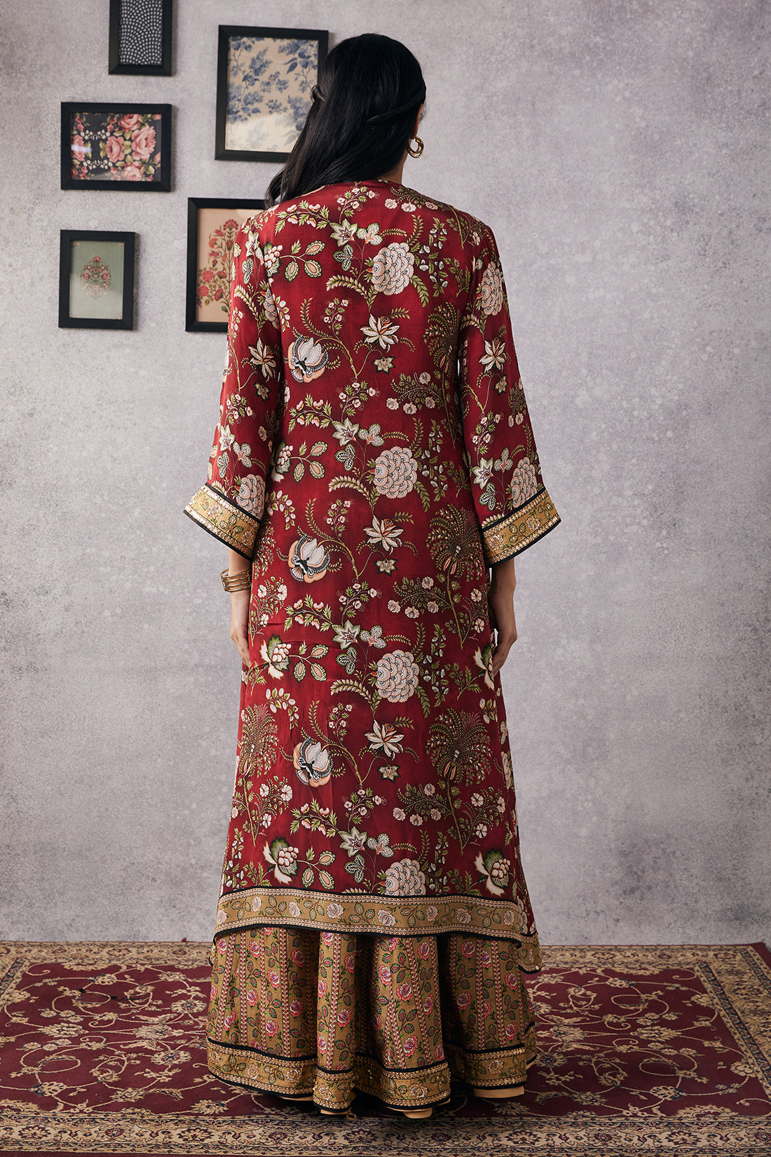 Image of Mehr embroidered lehenga set with jacket