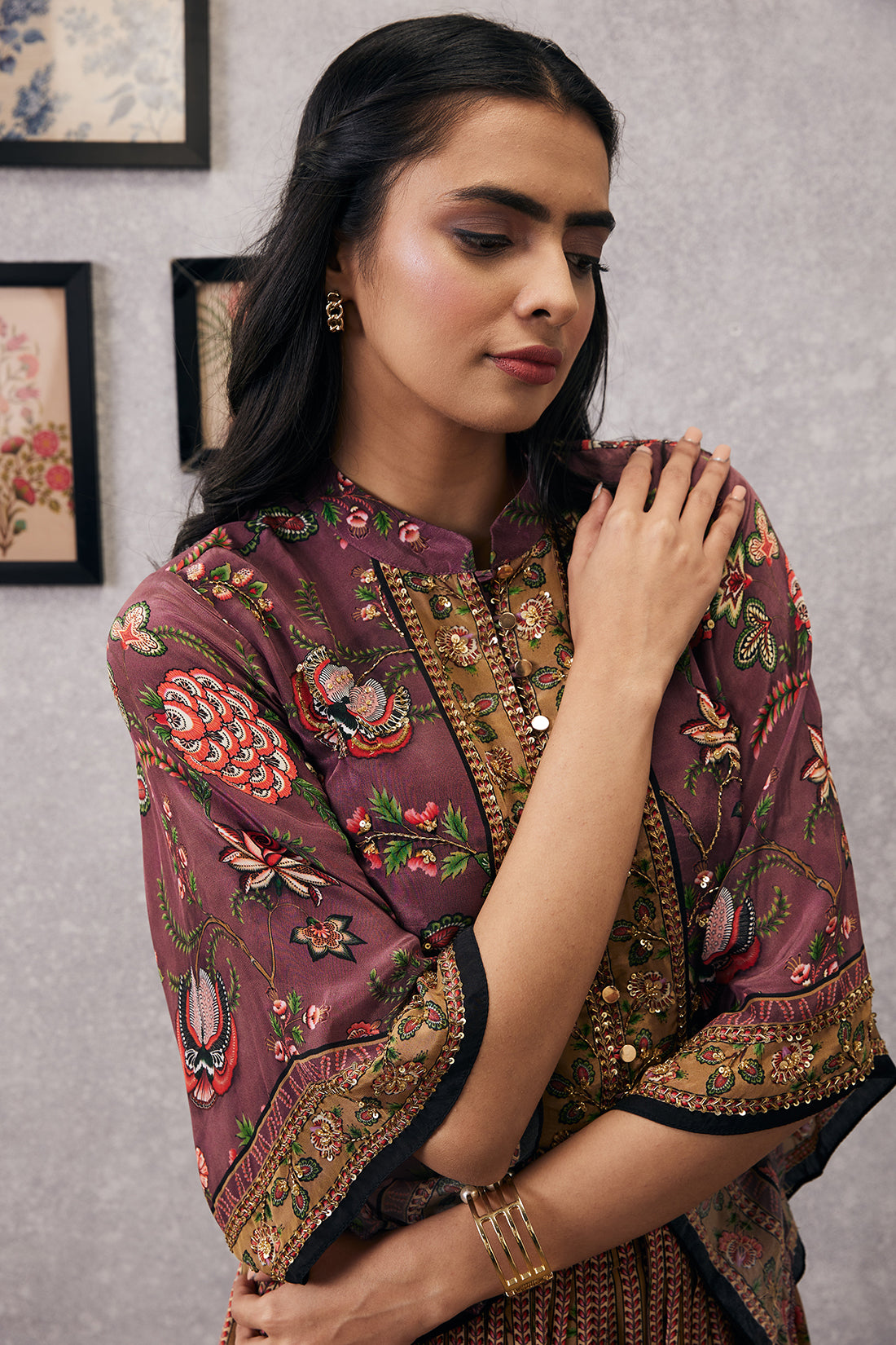 Image of Mehr embroidered kurta set