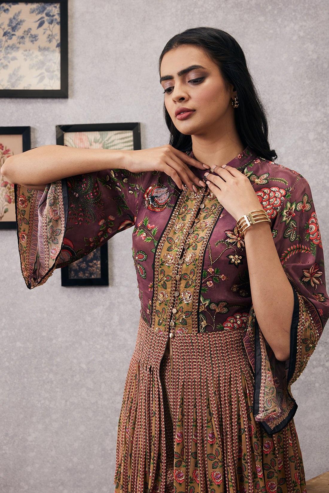 Image of Mehr embroidered kurta set