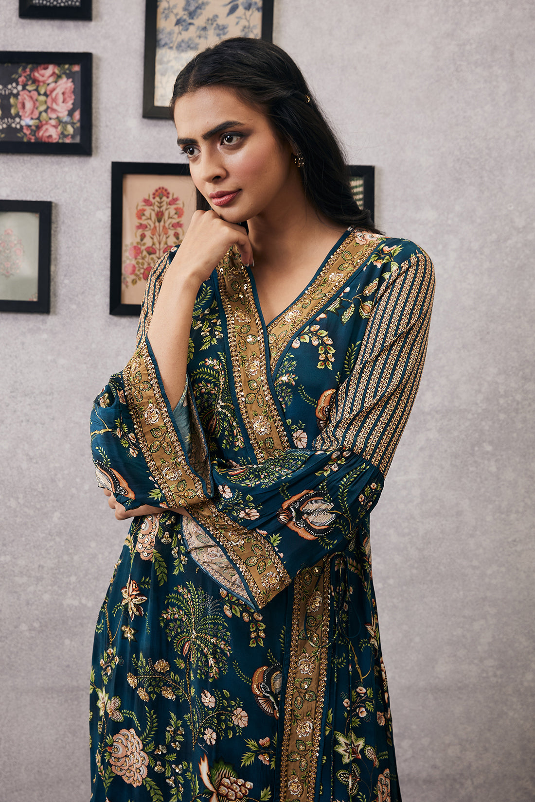 Image of Mehr embroidered kurta set