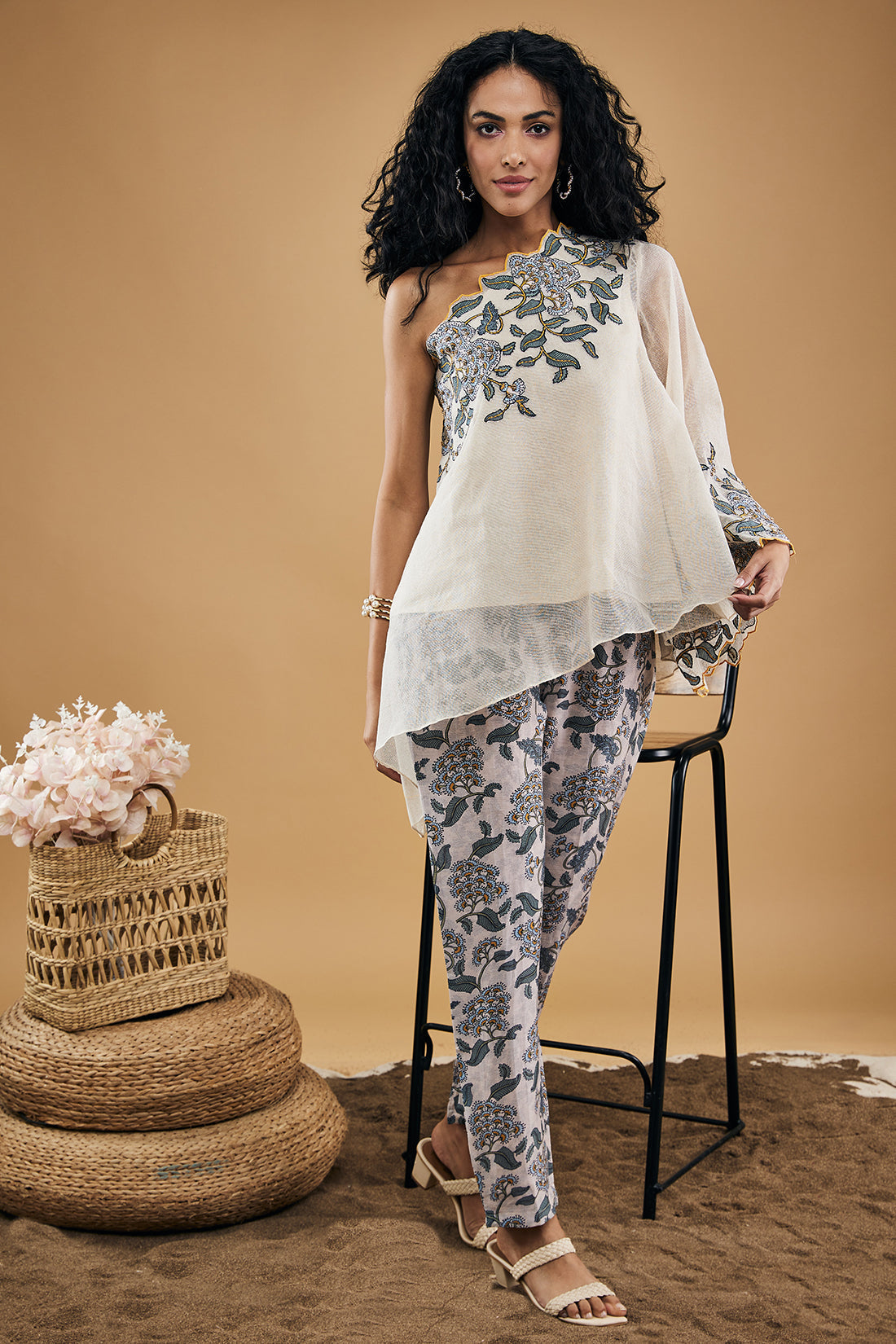 Image of Yasmin applique One-shoulder Top With Pants