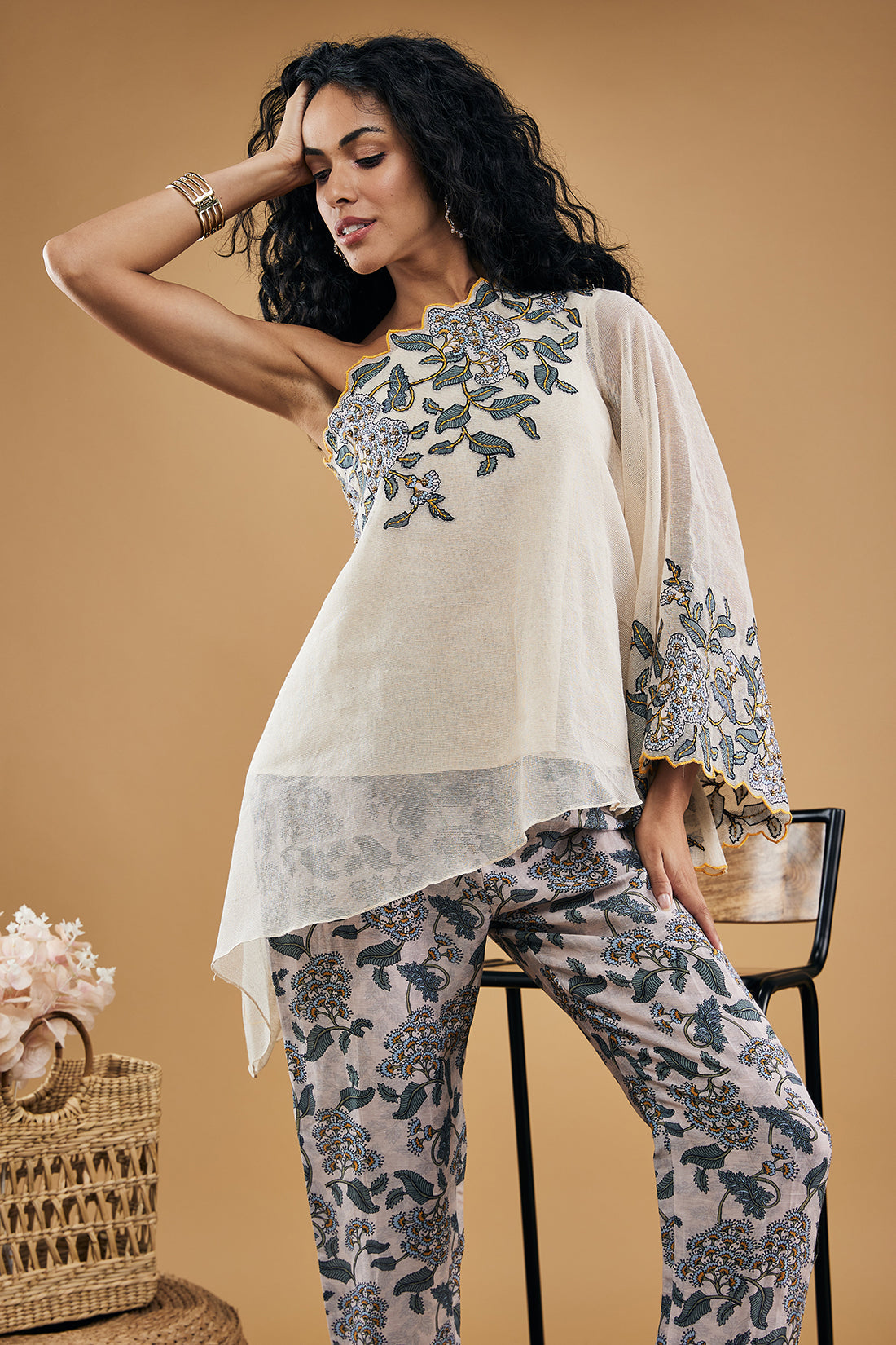 Image of Yasmin applique One-shoulder Top With Pants