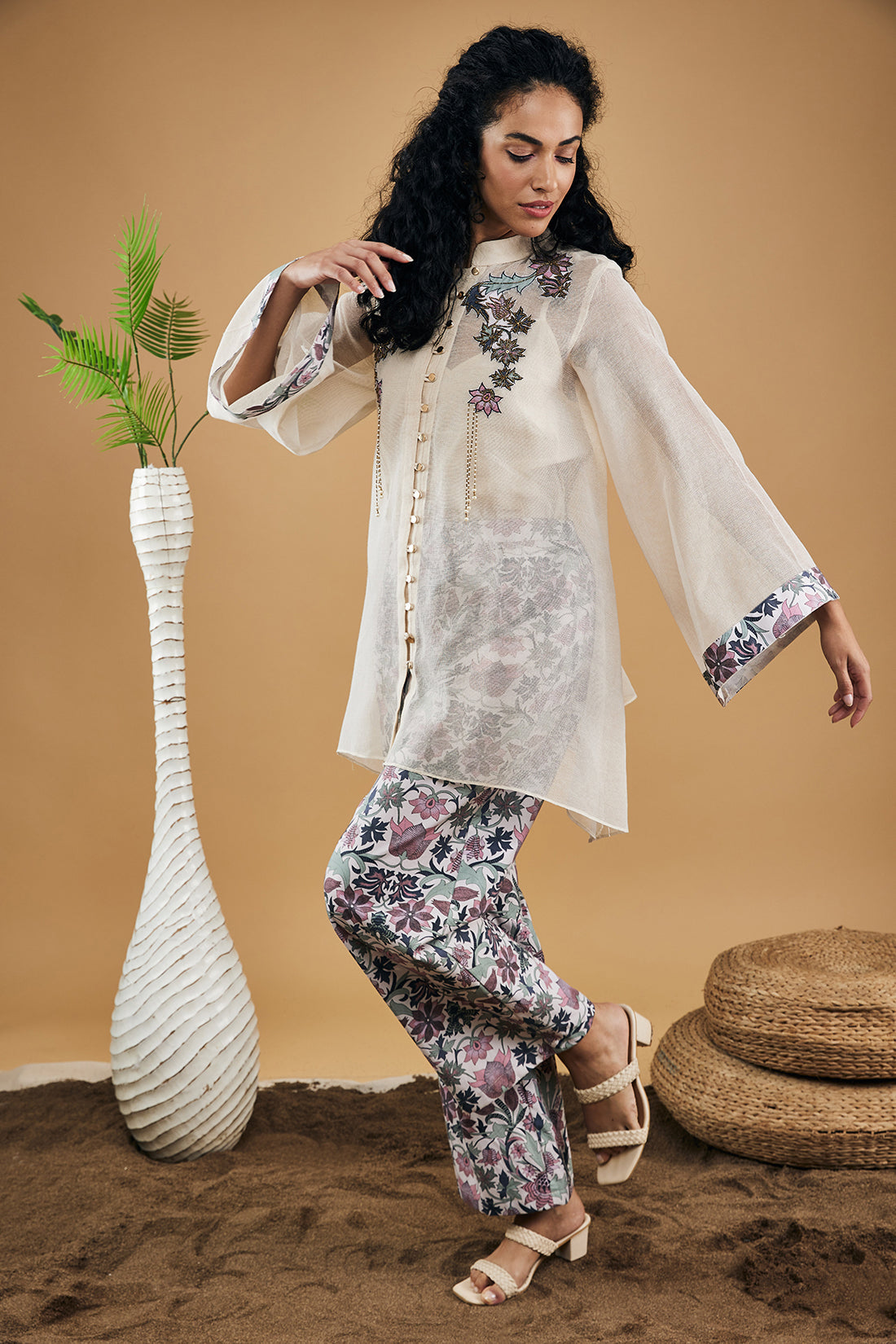 Image of Pastel Floral Applique Top With Pants