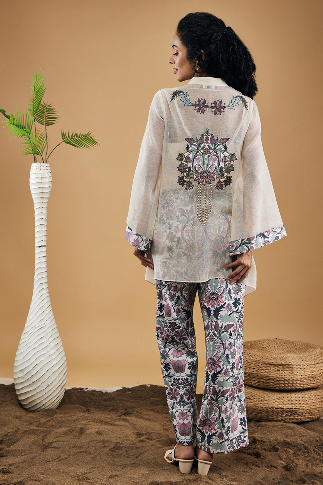 Image of Pastel Floral Applique Top With Pants