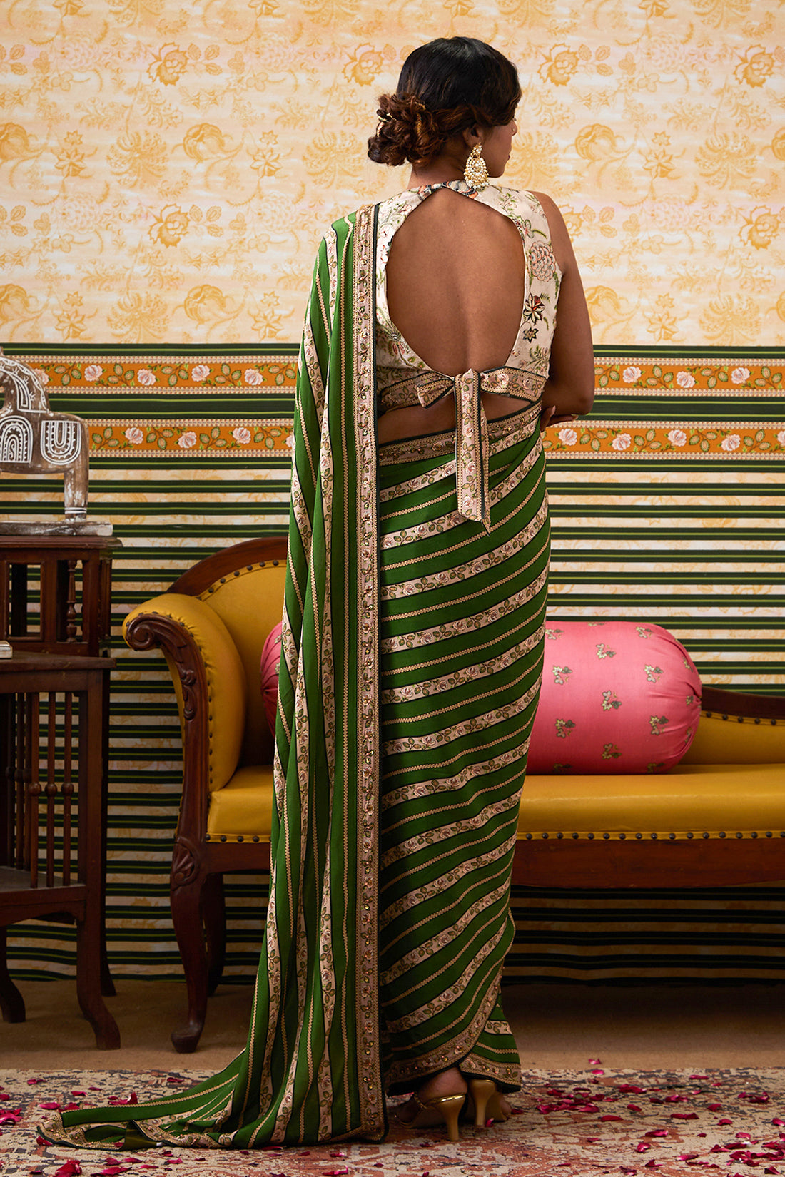 Image of Mehr Embroidered Pre-Draped Saree