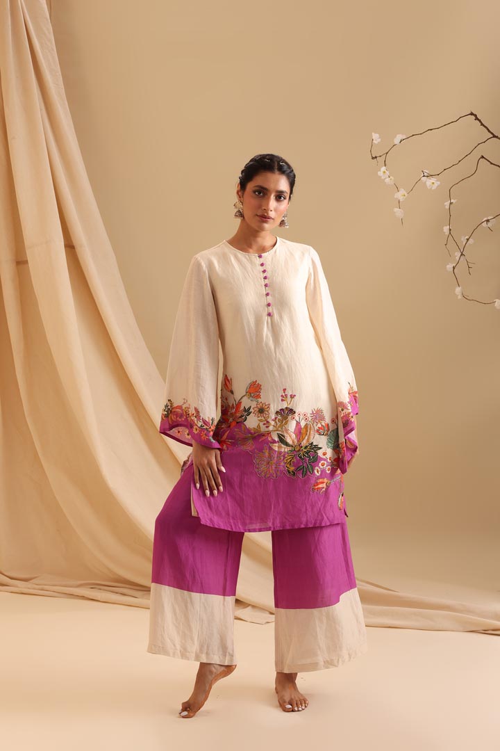 Image of Aarani embroidered Kurta set