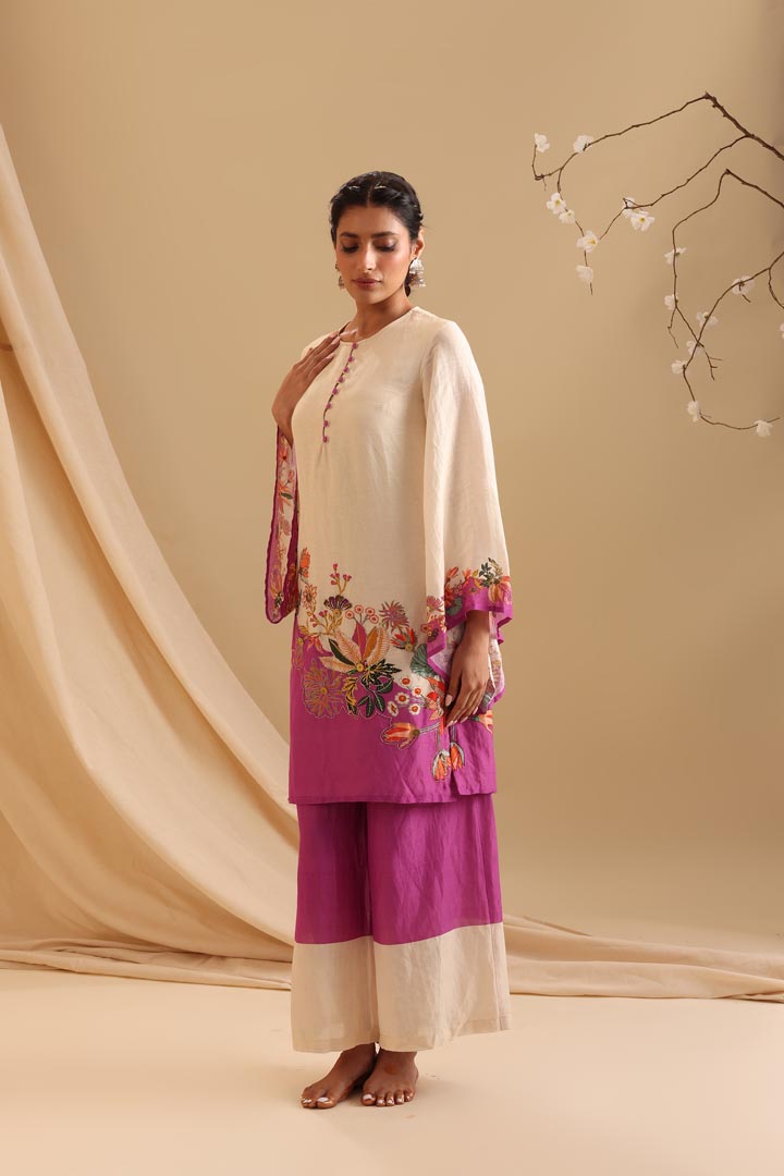 Image of Aarani embroidered Kurta set