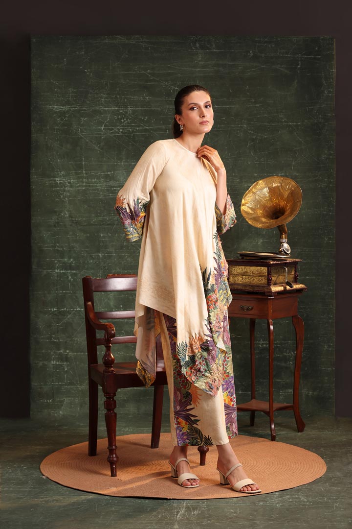 Image of Kaira emblished Asymmetric  kurta set