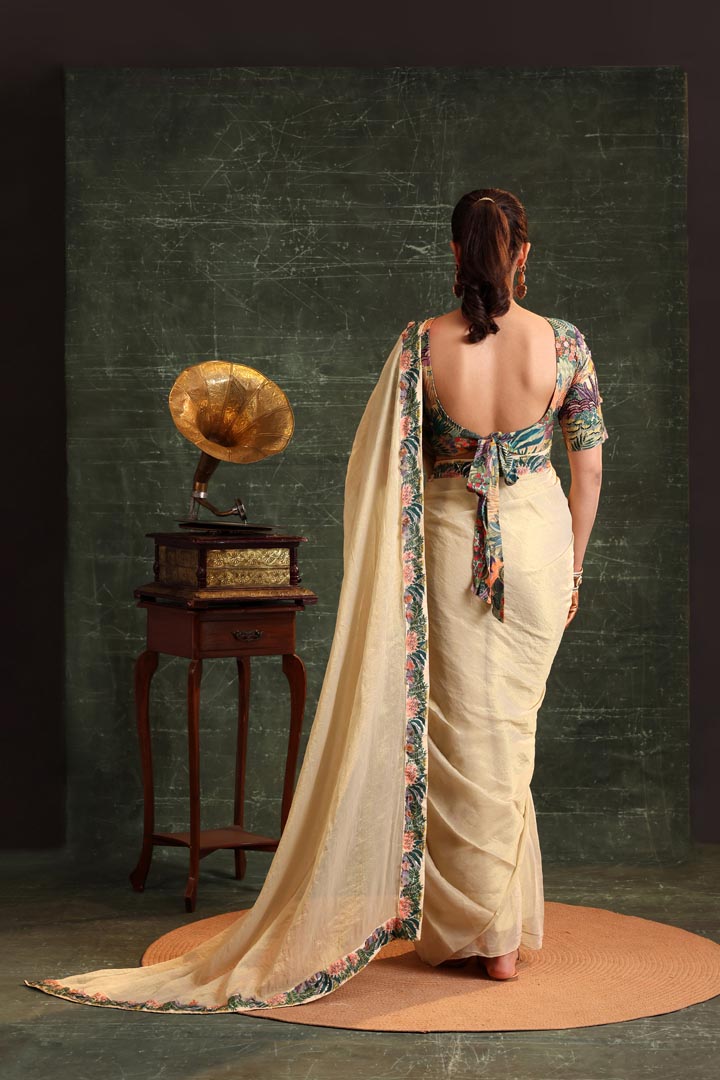 Image of Kaira embellished Pre-stitched saree set