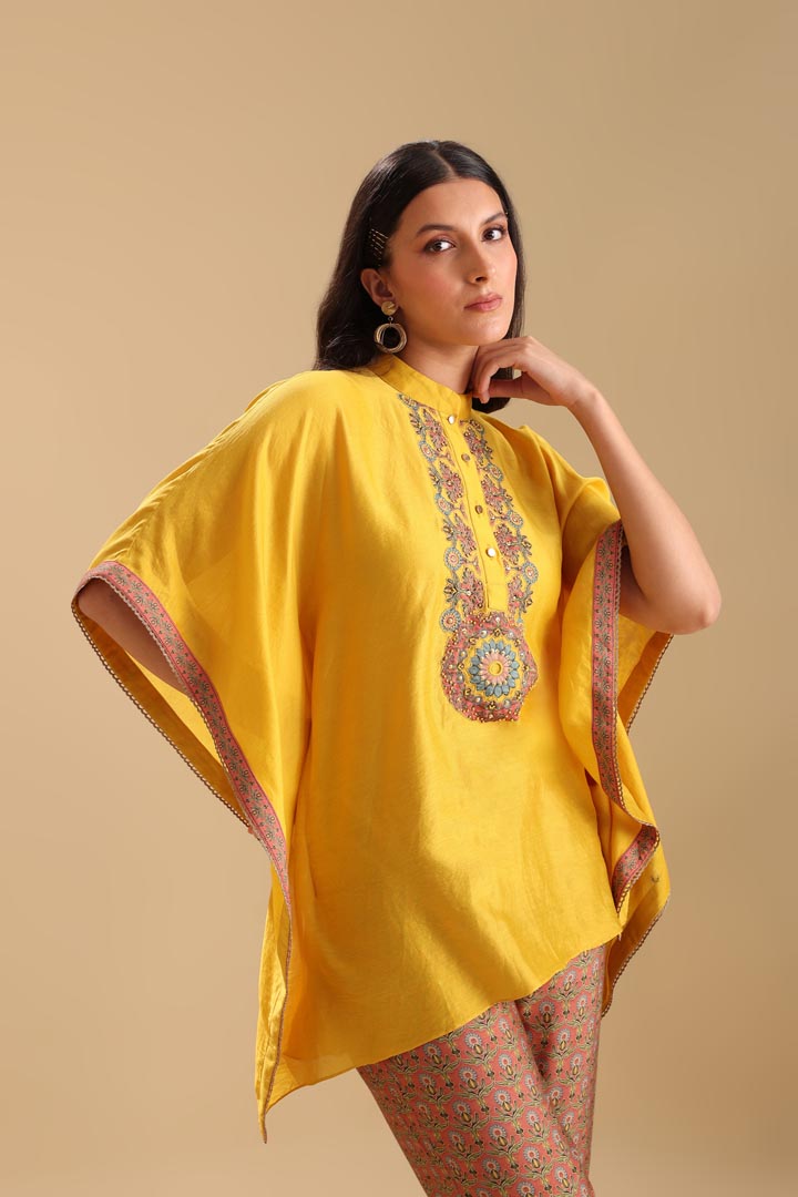 Image of Eraya embellished kaftan set