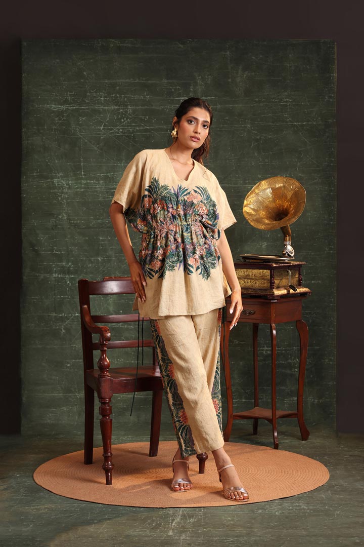 Image of Kaira Embellished Kaftan set