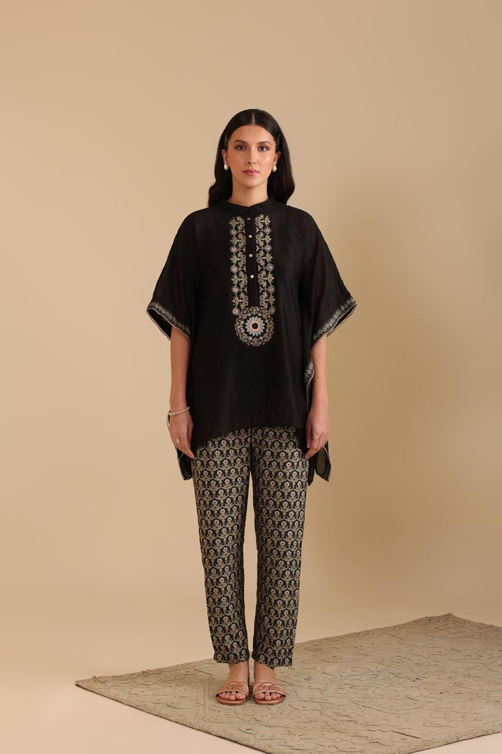 Image of Eraya embellished kaftan set