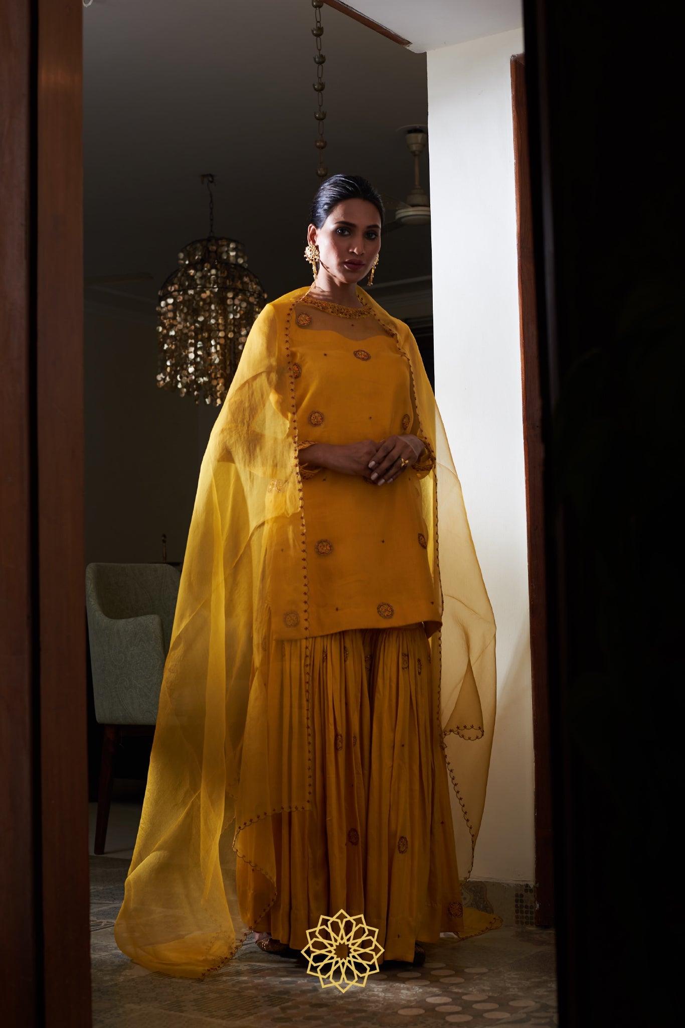 SUN SHARARA
