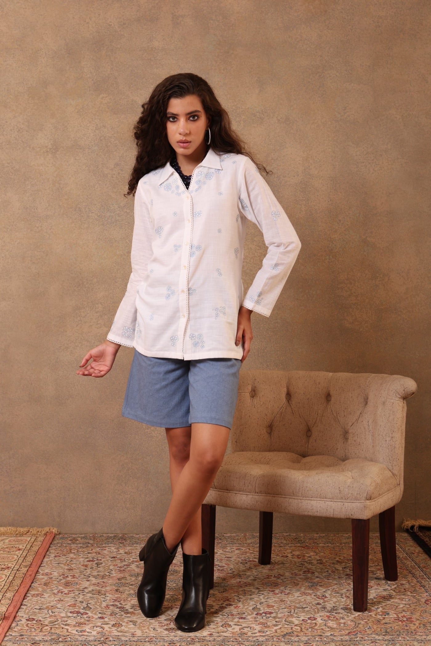 White Hand-Embroidered Handloom Pure Cotton-Slub Collared Short Blouse