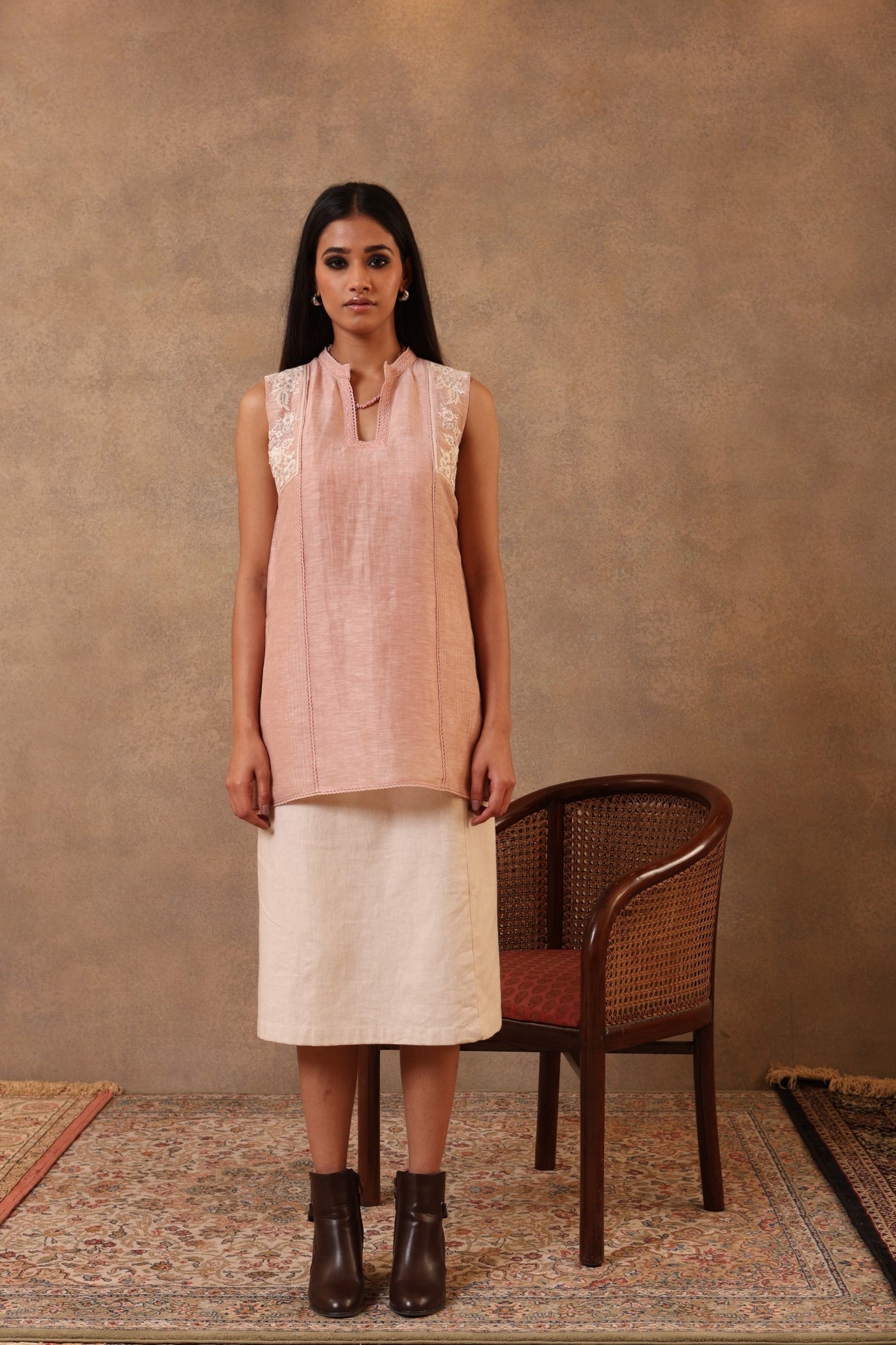 Dusty-Pink Hand-Embroidered Pure Linen-Silk Sleeveless Short Blouse