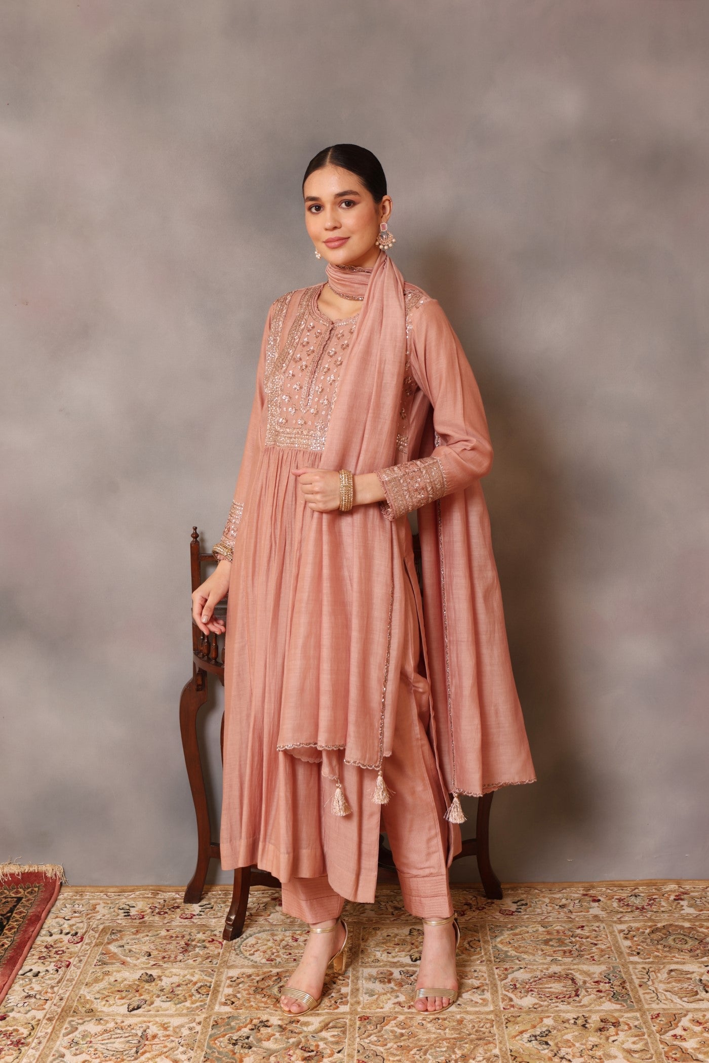 Hand Embroidered Dusty Pink Pure Silk Cotton Kurta Pants Set
