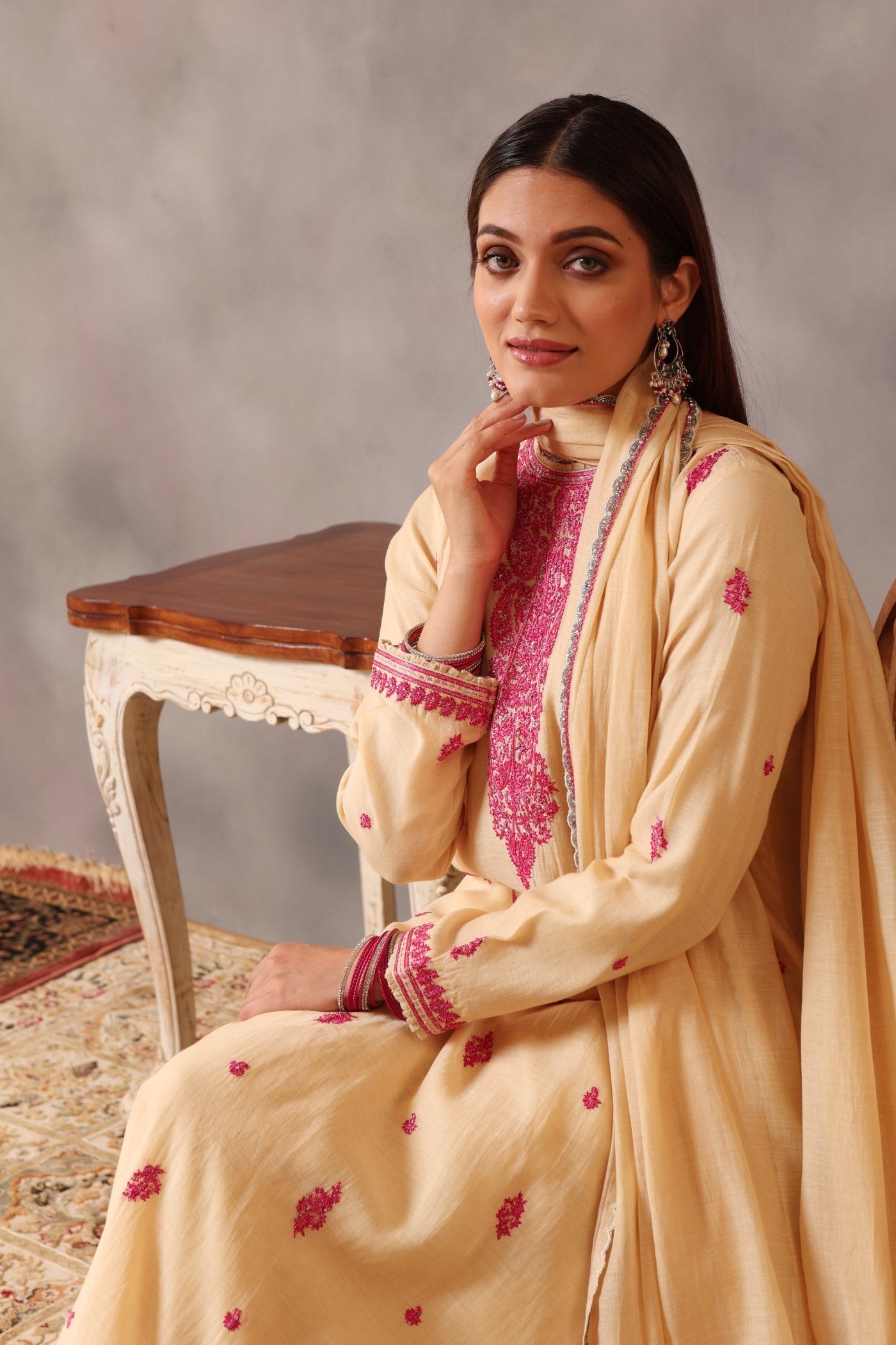 Hand Embroidered Ecru Pure Cotton Silk Kurta Pants Set