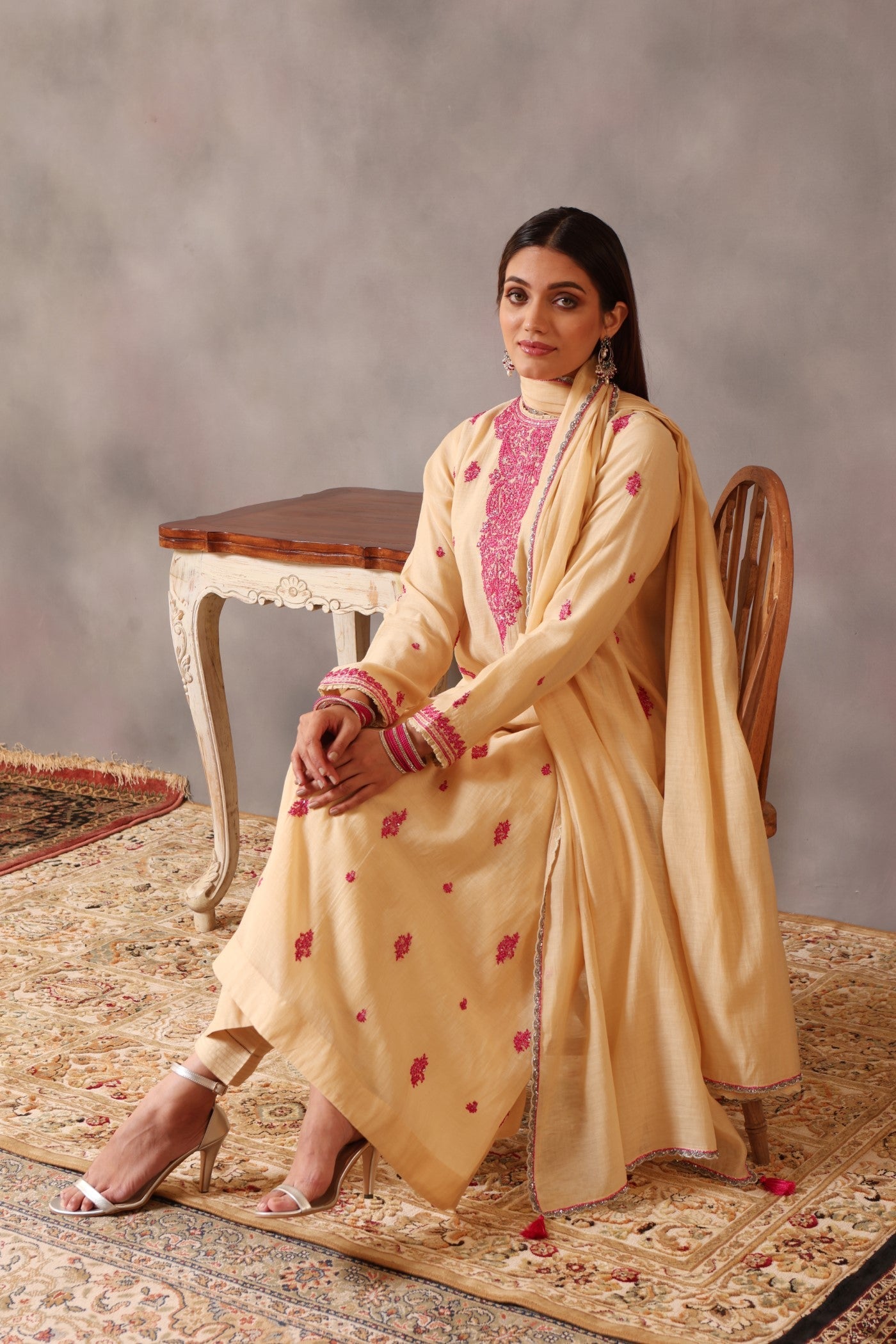 Hand Embroidered Ecru Pure Cotton Silk Kurta Pants Set
