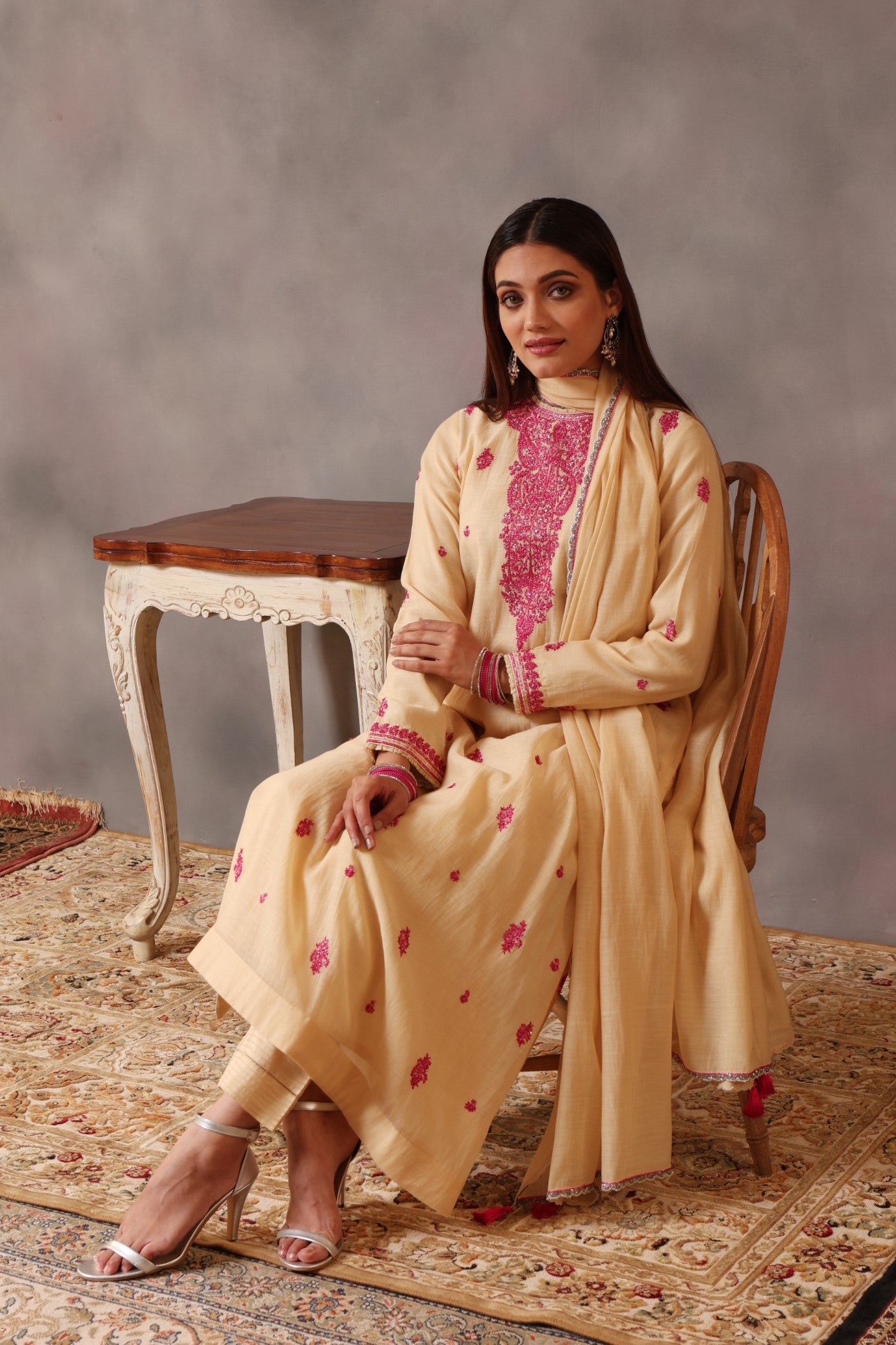 Hand Embroidered Ecru Pure Cotton Silk Kurta Pants Set