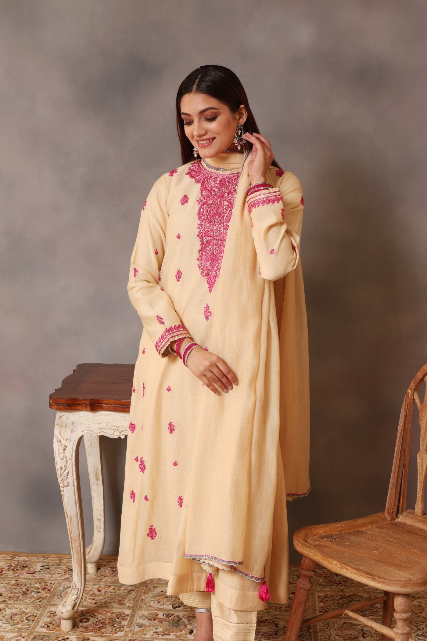 Hand Embroidered Ecru Pure Cotton Silk Kurta Pants Set