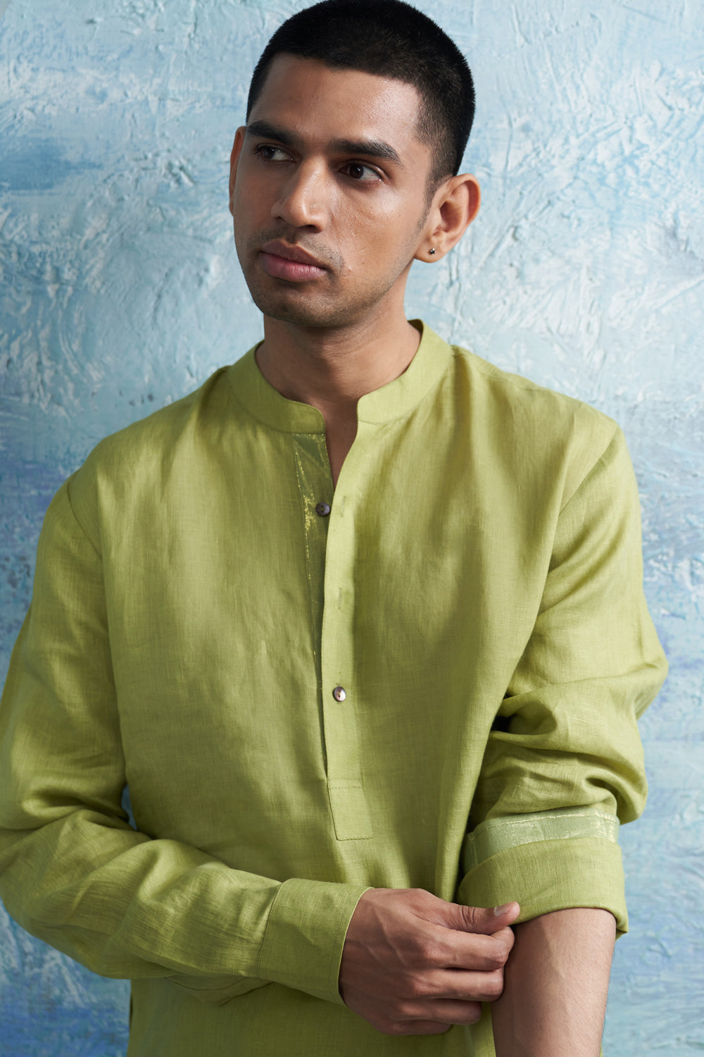 Aura Sheen Green Straight Kurta Set