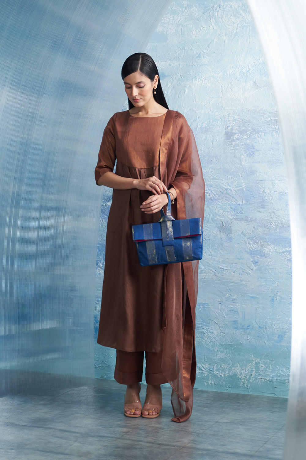 Aura Woody Brown Kurta Set