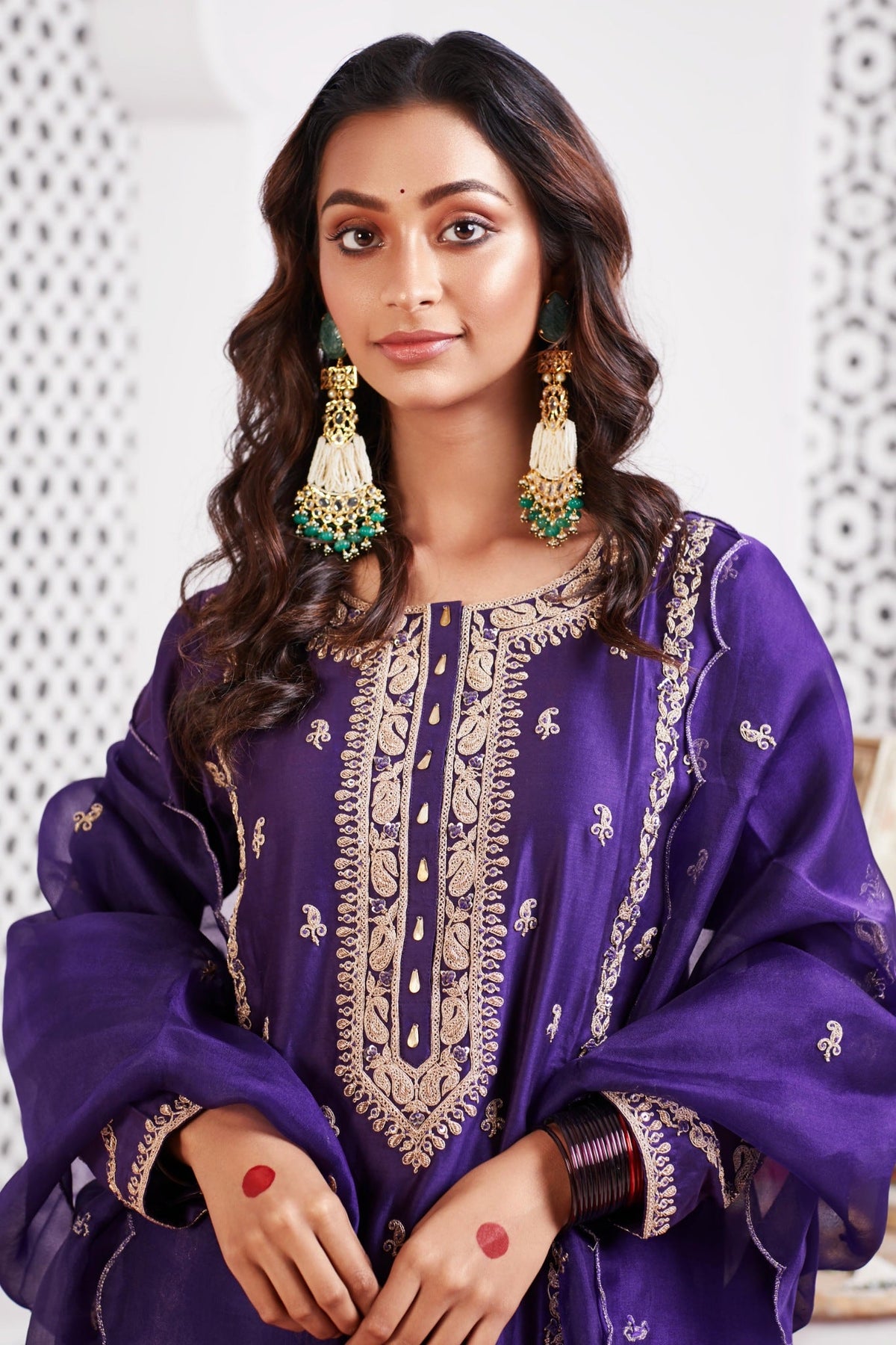 SAAZ Classic Embroidered Kurta Set