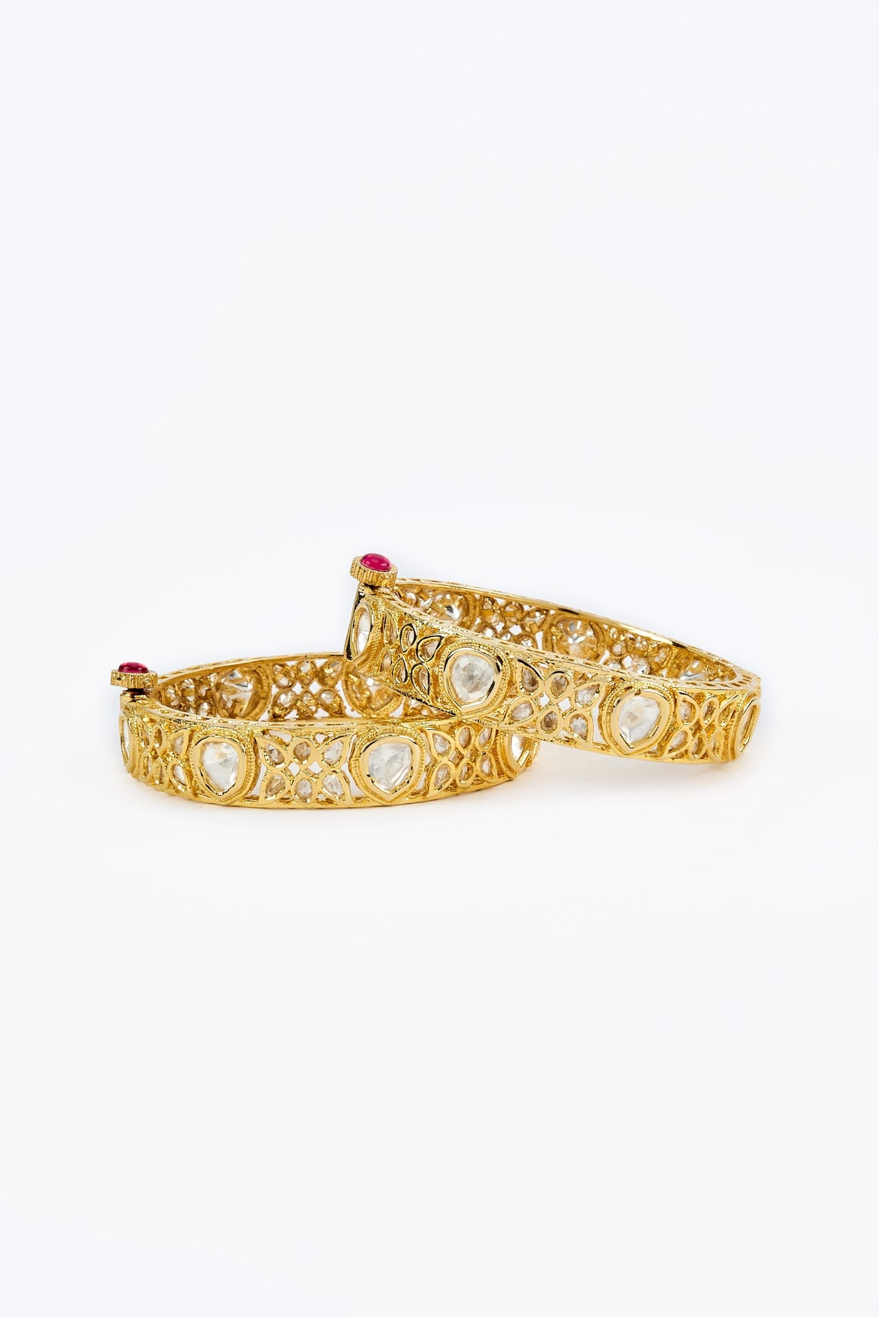 vivinia BY VIDHI MEHRA Saadgi Gold Plated White Womens Kundan, Polki Pair of Bangles (2.4,2.6)