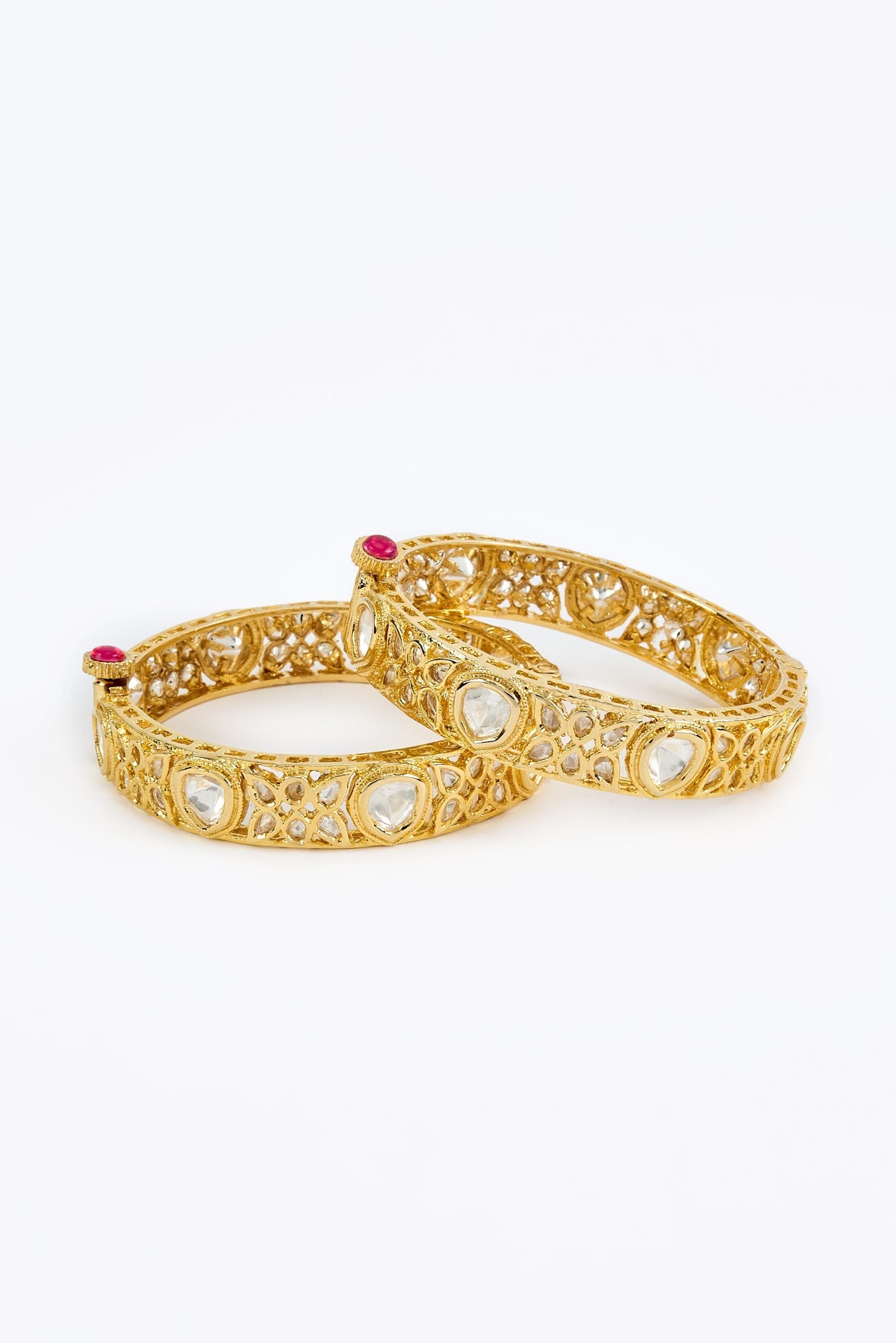 vivinia BY VIDHI MEHRA Saadgi Gold Plated White Womens Kundan, Polki Pair of Bangles (2.4,2.6)