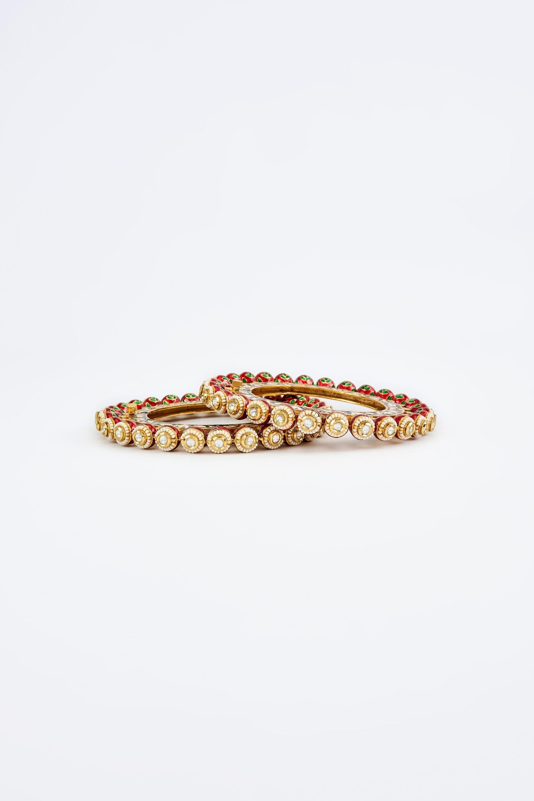 vivinia BY VIDHI MEHRA Saadgi Gold Plated Red Womens Kundan, Polki Pair of Bangles (2.4,2.6)