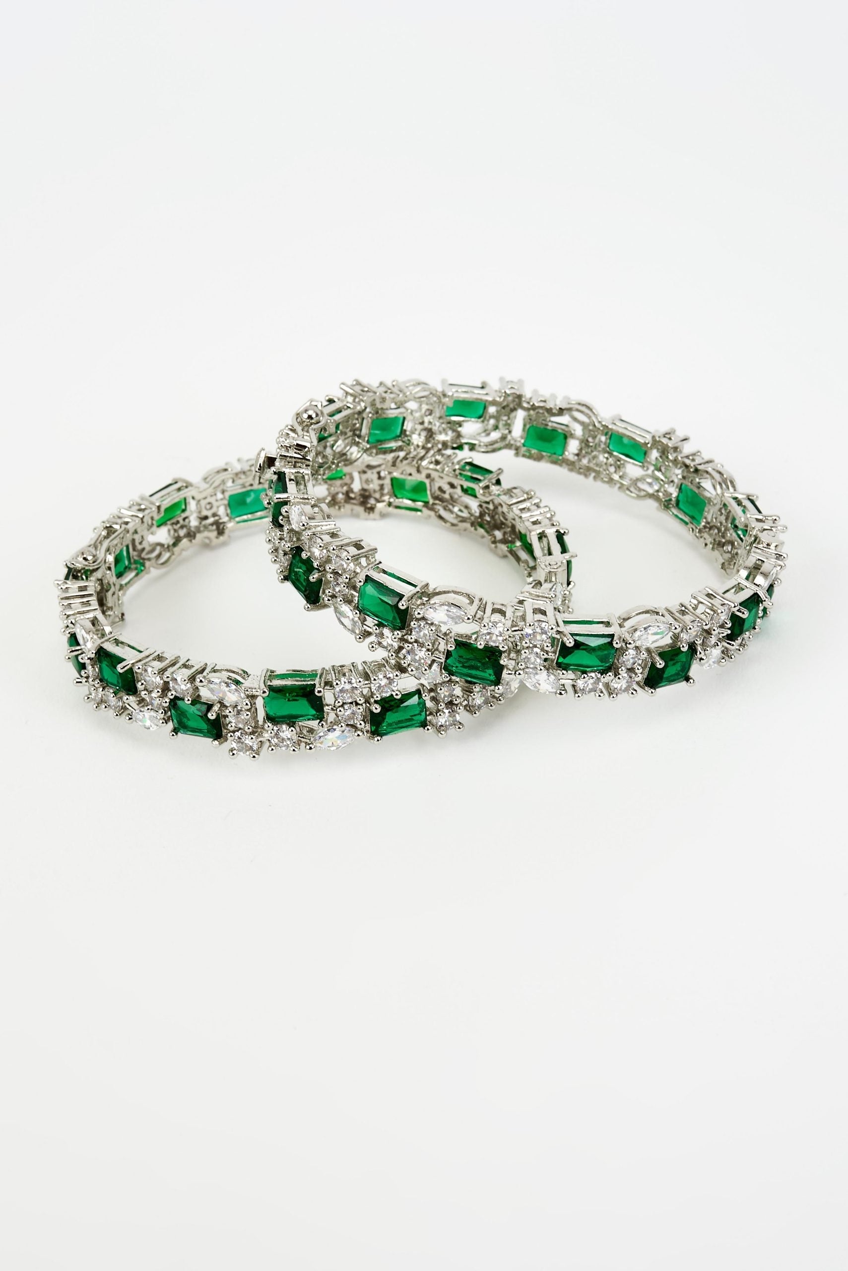 vivinia BY VIDHI MEHRA Zia Silver Plated Green Zircon Womens Pair of bangles (2.4,2.6)