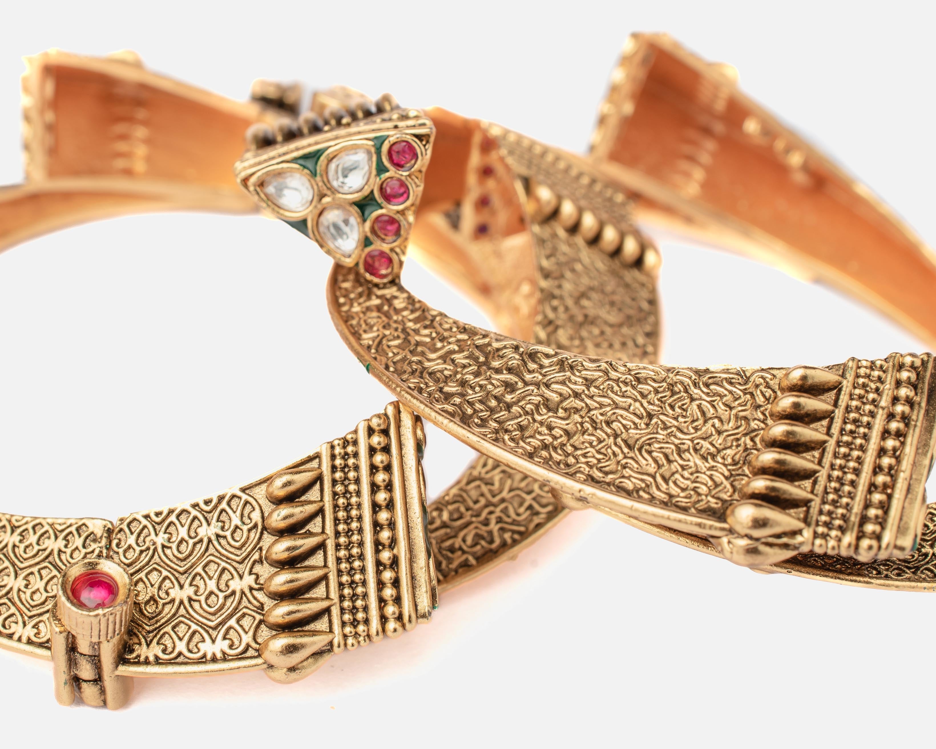 vivinia BY VIDHI MEHRA Ismarrah 2.0 Gold Plated Temple Bangles ( Set of 2 )