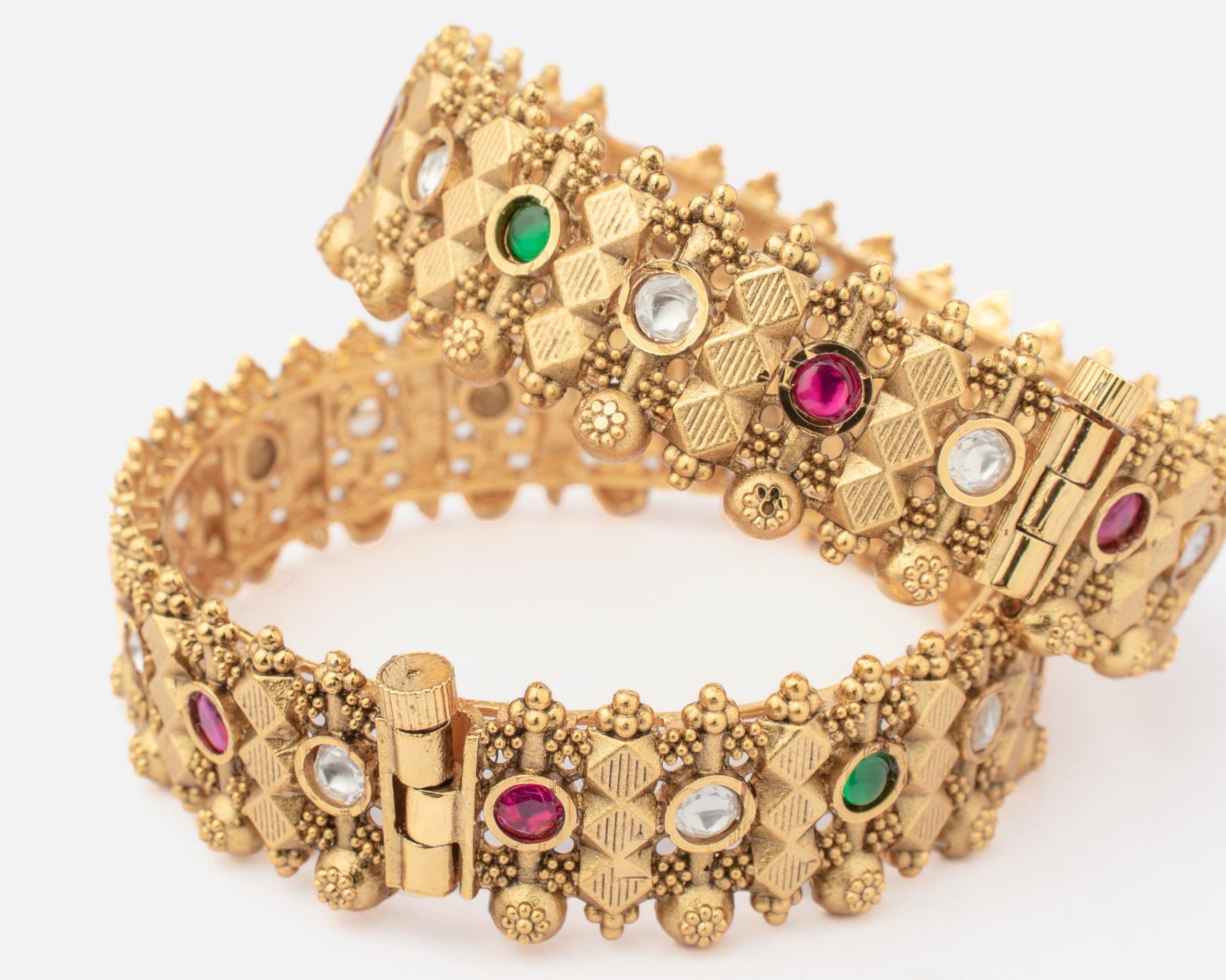 vivinia BY VIDHI MEHRA Ismarrah 2.0 Gold Plated Temple Bangles ( Set of 2 )