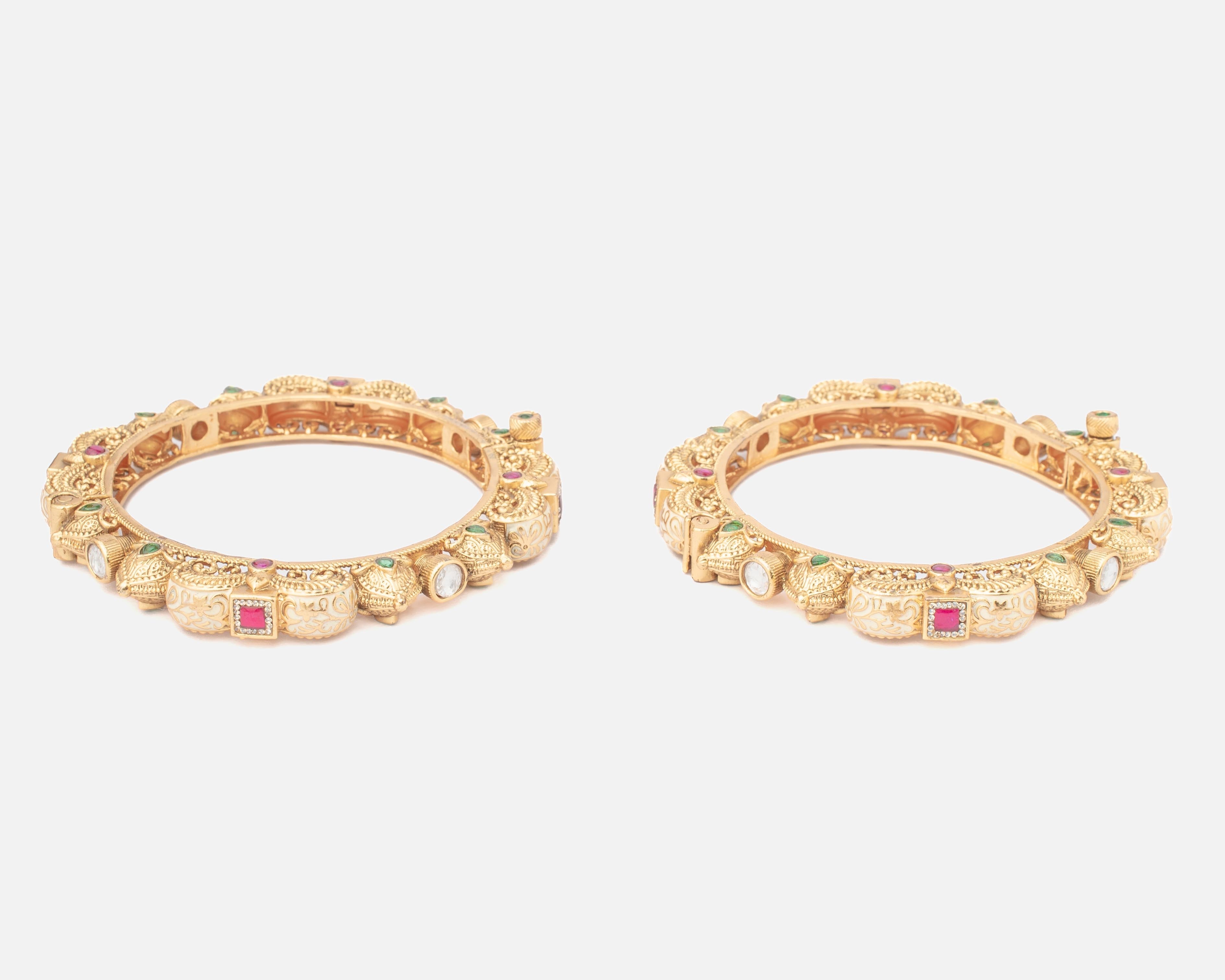 vivinia BY VIDHI MEHRA Ismarrah 2.0 Gold Plated Temple Bangles ( Set of 2 )