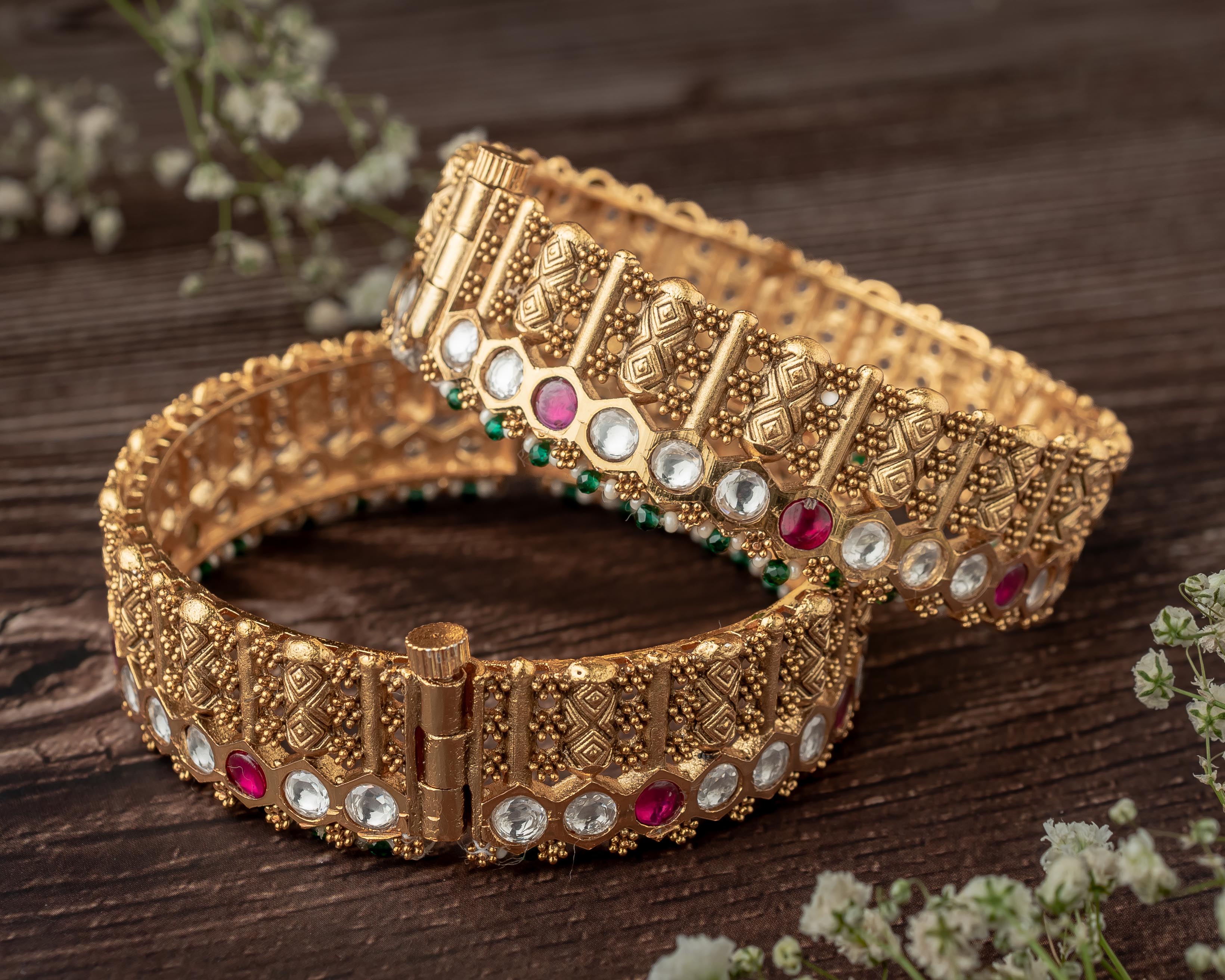 vivinia BY VIDHI MEHRA Ismarrah 2.0 Gold Plated Temple Bangles ( Set of 2 )