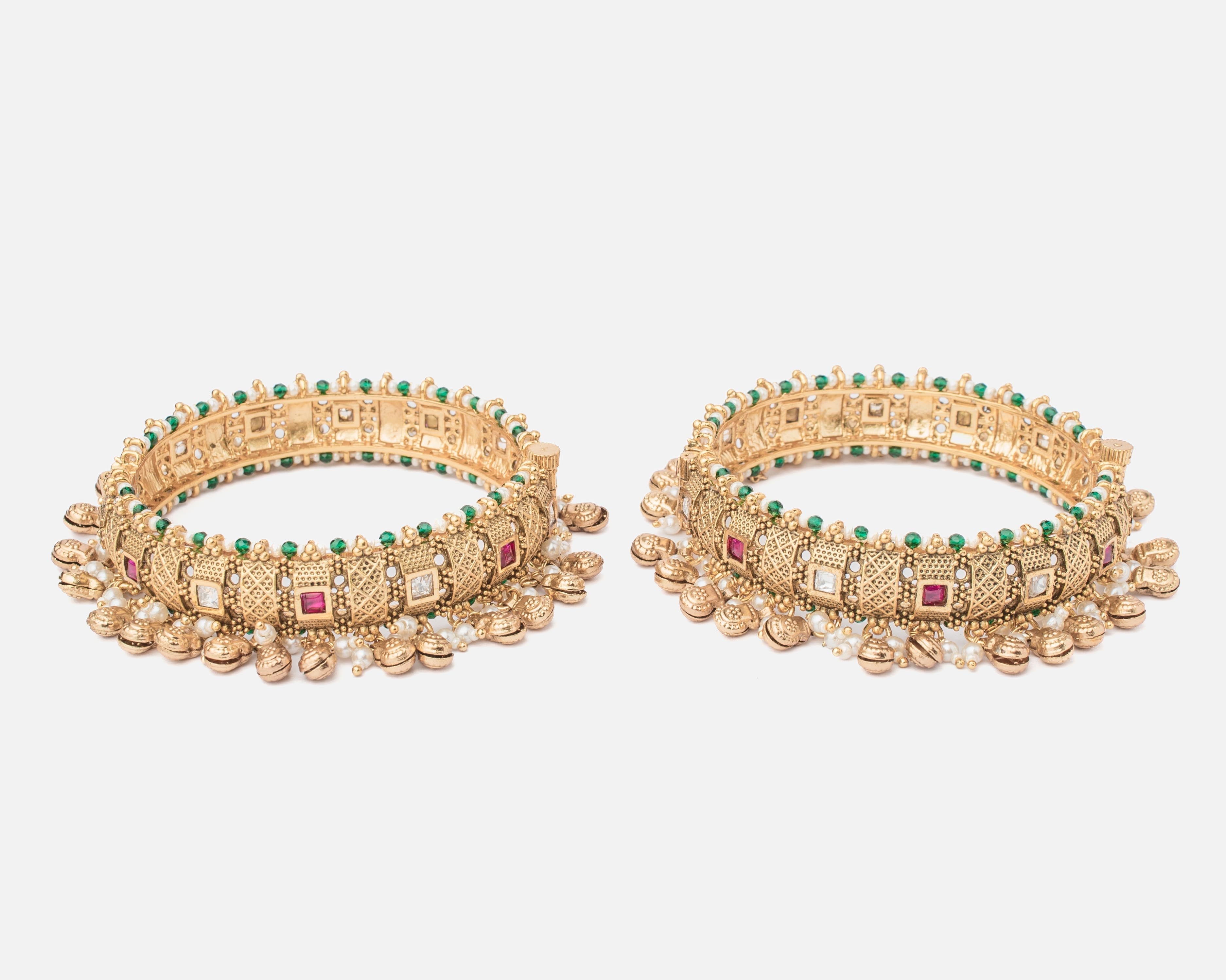 vivinia BY VIDHI MEHRA Ismarrah 2.0 Gold Plated Temple Bangles ( Set of 2 )